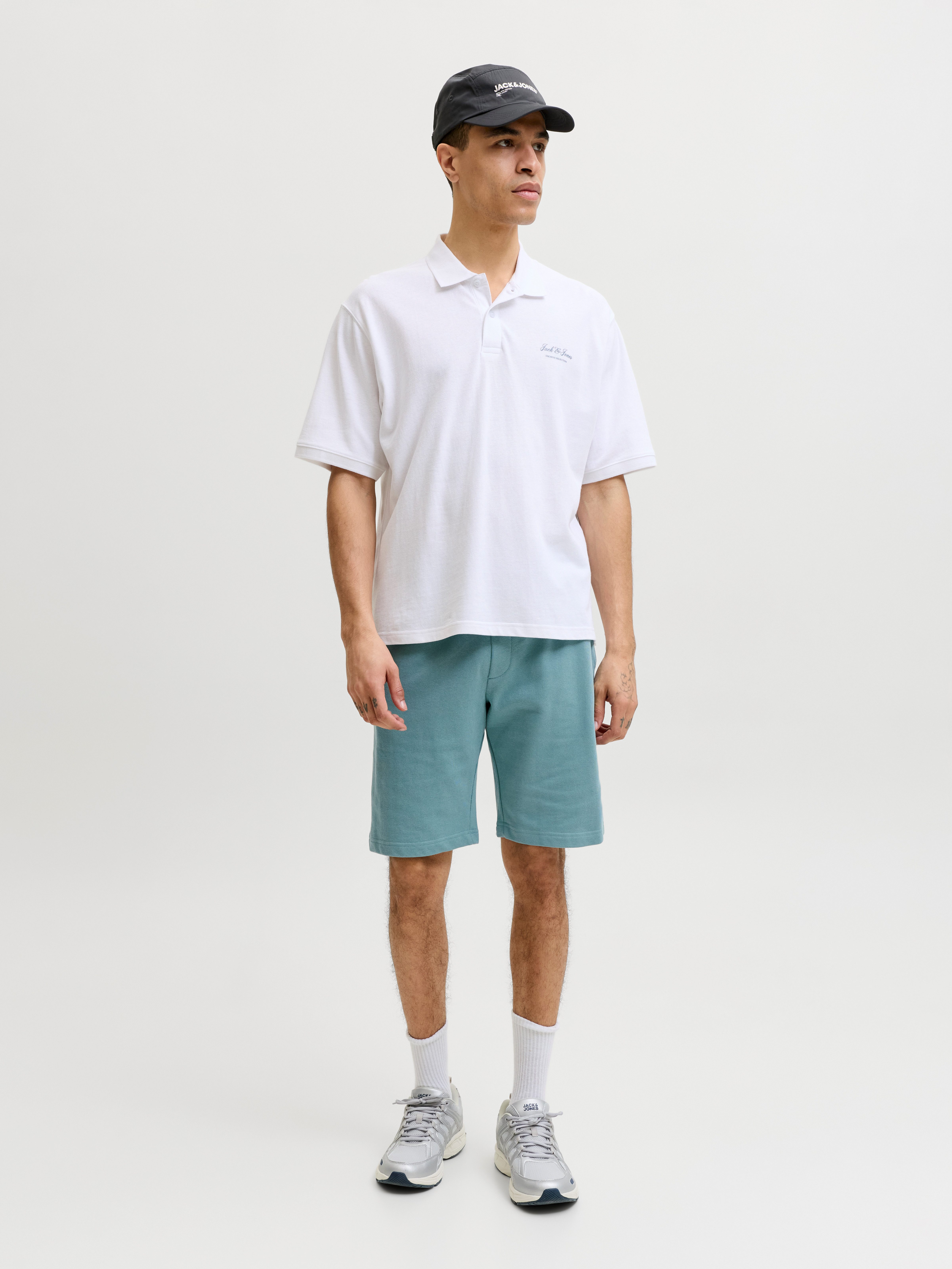 Jack & Jones Sweatshorts JPSTGORDON COLLEGE SWEAT SHORTS MID