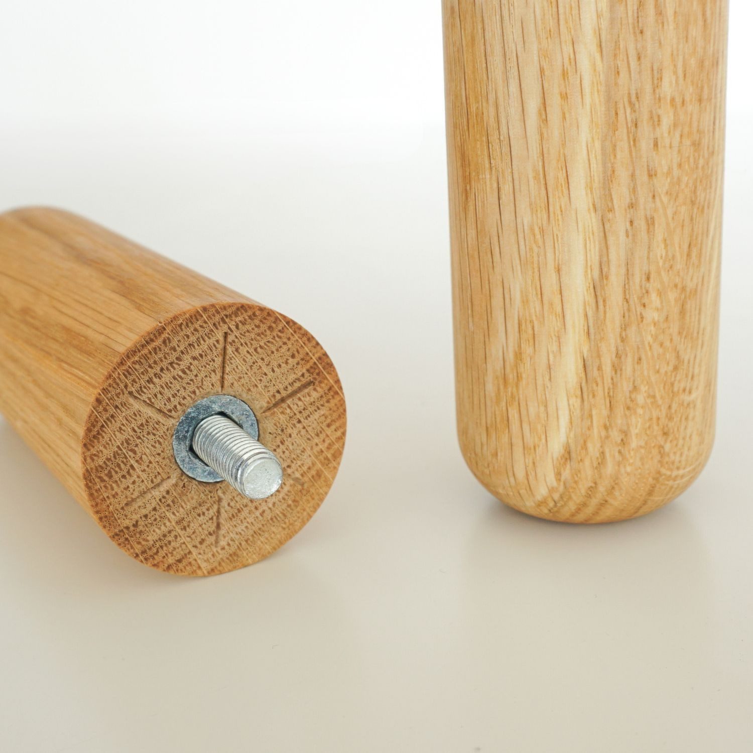 Omformo Möbelfuß Möbelfüße Rundo in Eiche Massivholz, (Set, 4-St., 4), für alle gängigen Möbelstücke und Sofas mit M8 Gewinde