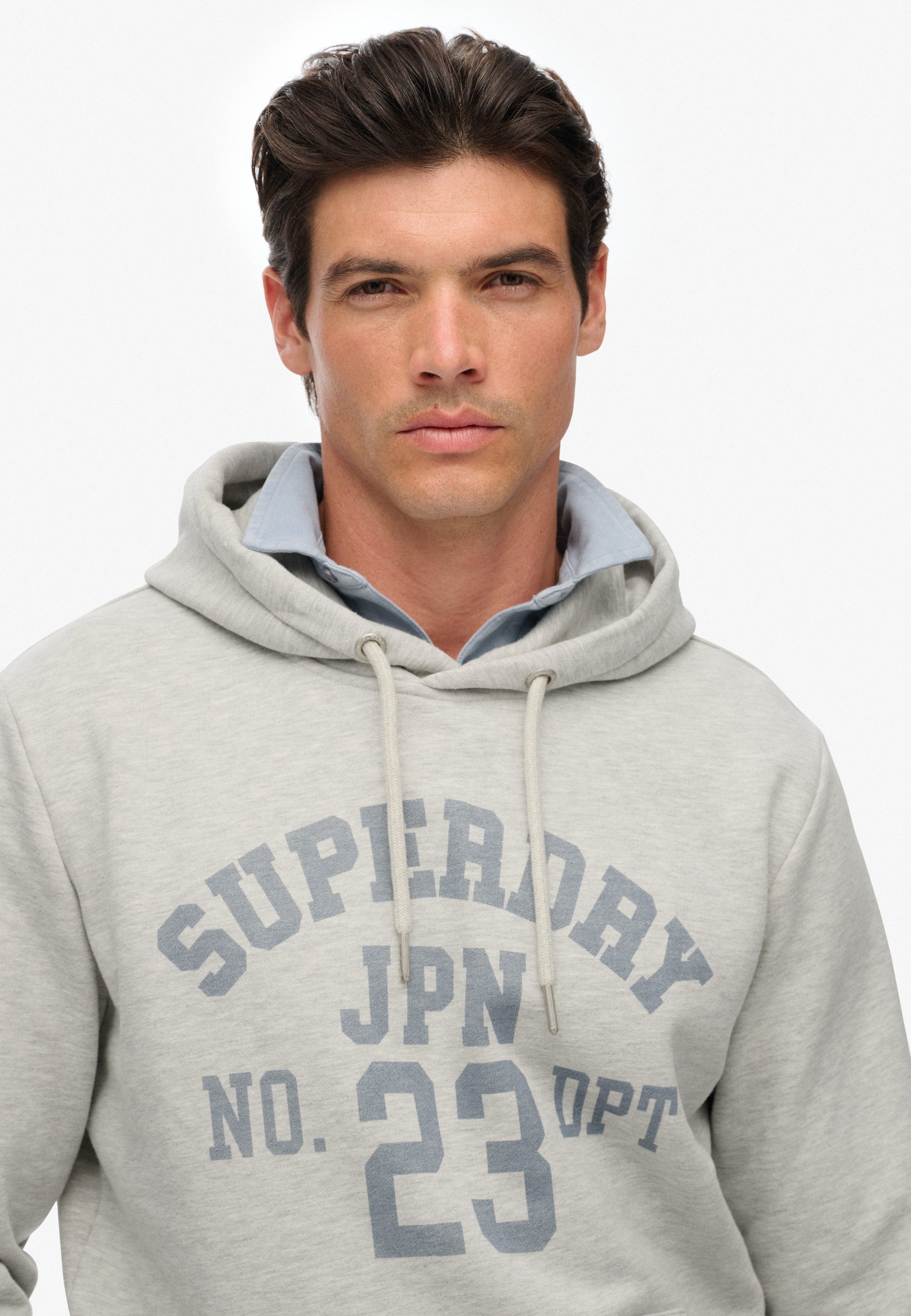 Superdry Kapuzensweatshirt SD-ATHLETIC ESS HOODIE Baumwollmischung, Kängurutasche – Bild 4 von 5