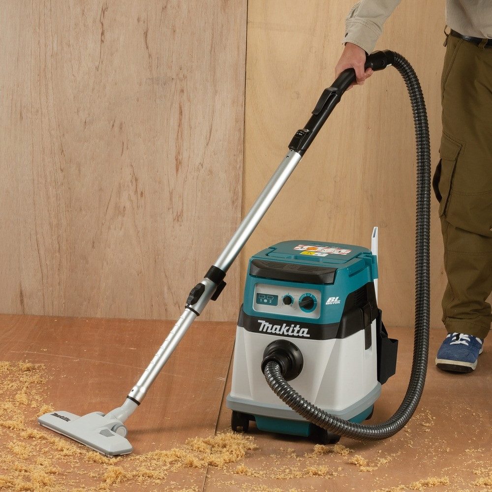 Makita Nass-Trocken-Akkusauger, Akku-Staubsauger 2 x 18V, DVC155LZX2, 15 l, Ohne Akku - im Karton