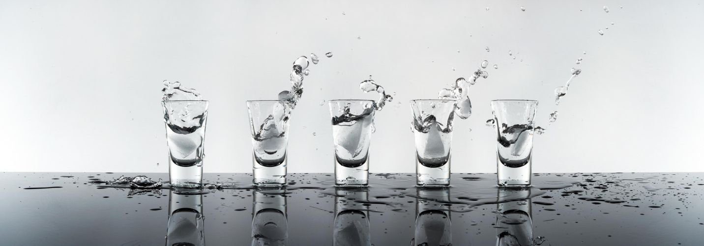 Glasbild Glasbild 95x33cm Wandbild Bild Wodka 11201