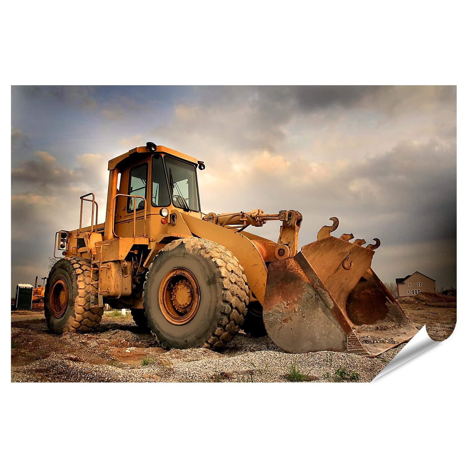 islandburner Poster Gelber Bagger auf Baustelle unter wolkigem Himmel Fotodruck