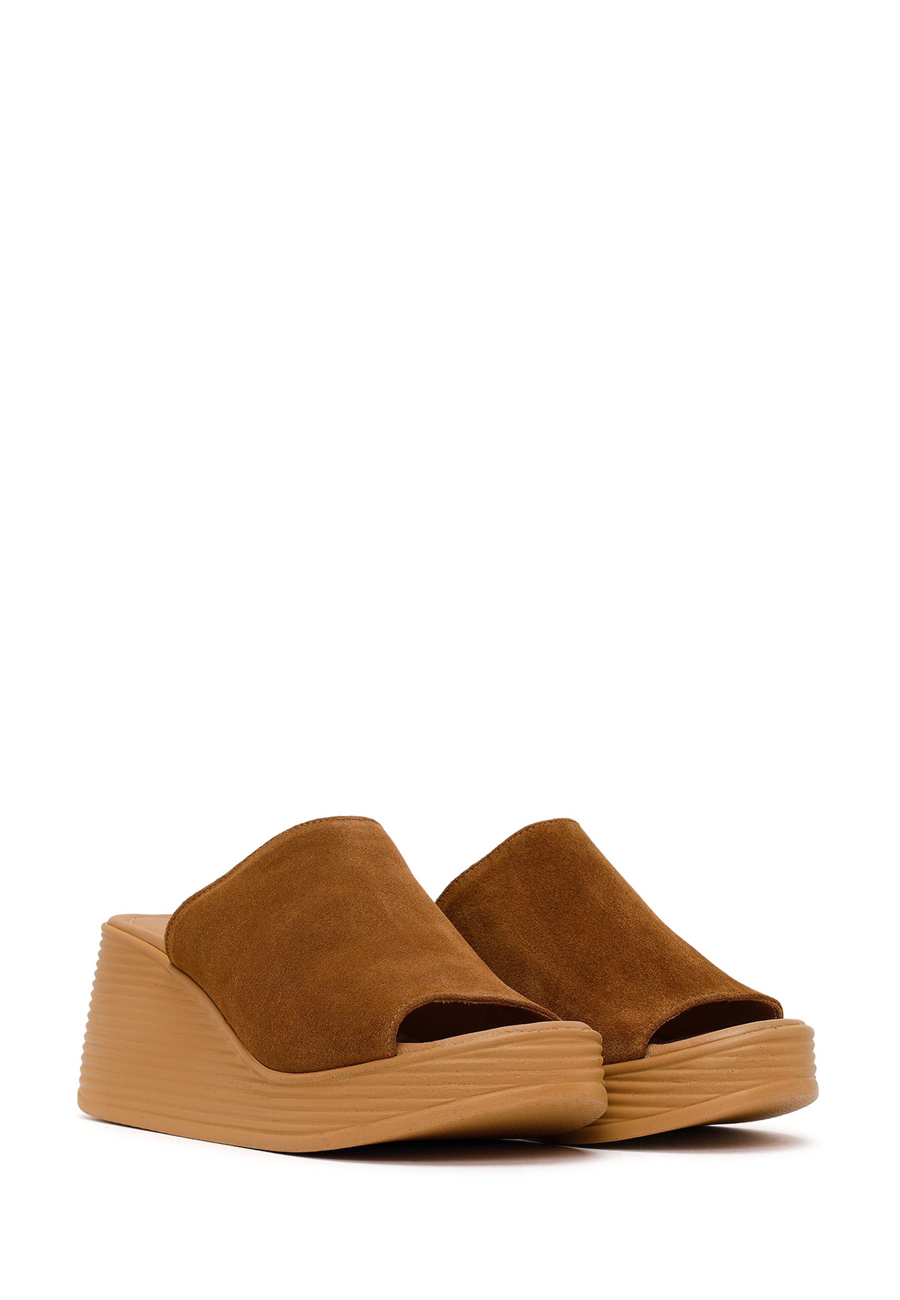 Derimod Keilabsatz-Pantoletten aus Veloursleder Mules Wildleder, Textilfutter, TPU-Sohle, Slip-On, Keilabsatz