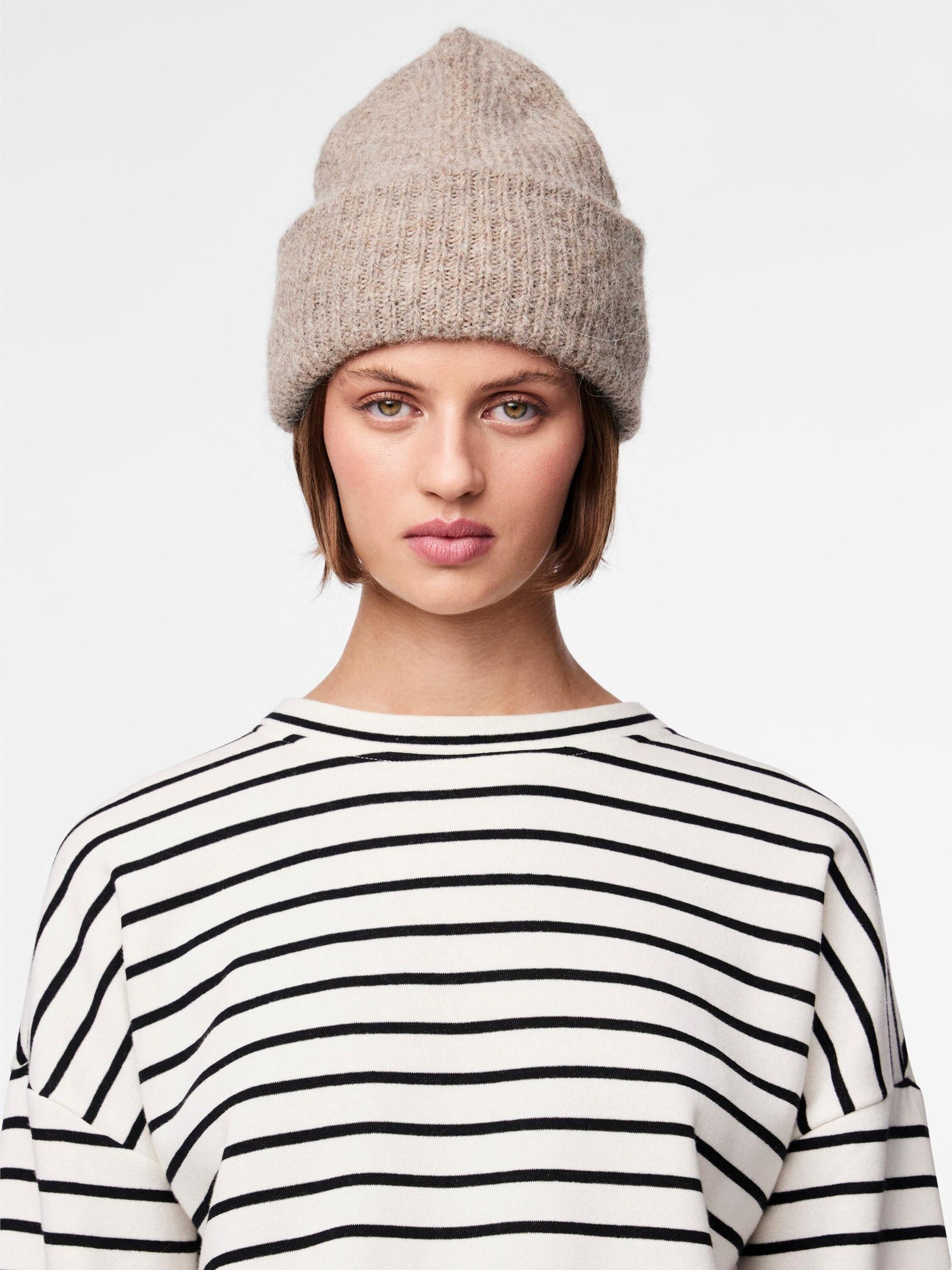 pieces Strickmütze Bera (1-St) günstig online kaufen