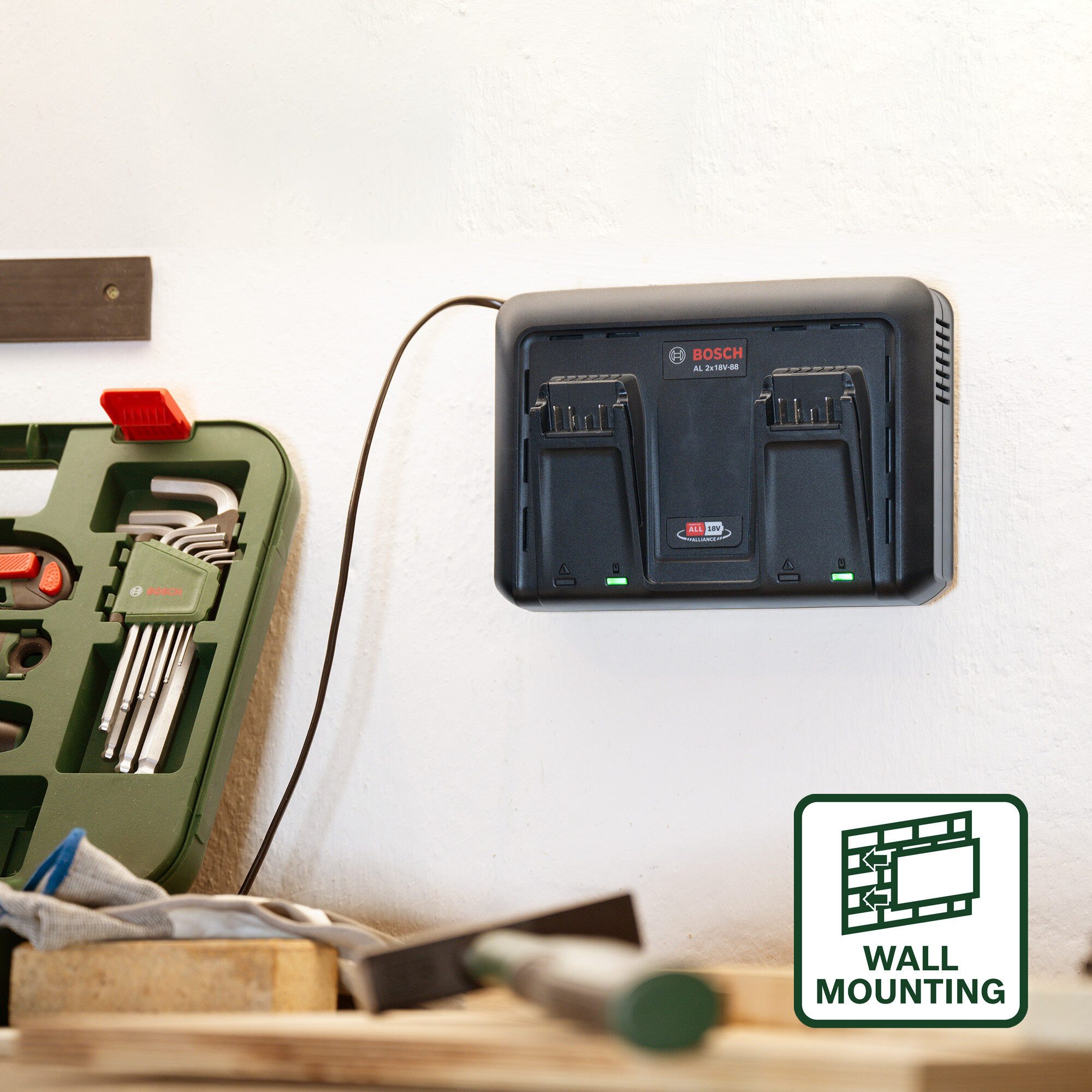 BOSCH AL Akku-Ladestation (4400 mA, Ladegerät 2 x 18V-88 - im Karton)