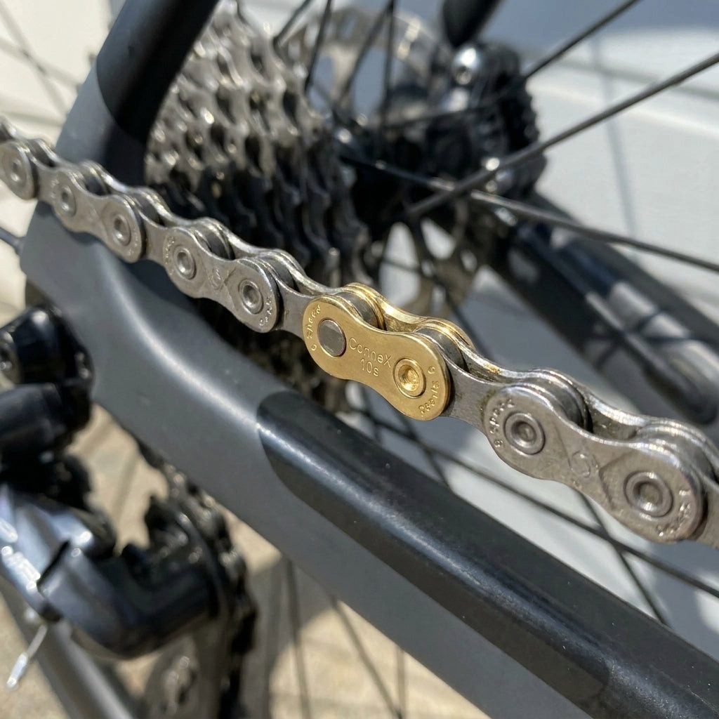 Connex Fahrradkette ConneX 10s Link 10-fach gold - schnelles Kettenschloss für moderne Aus