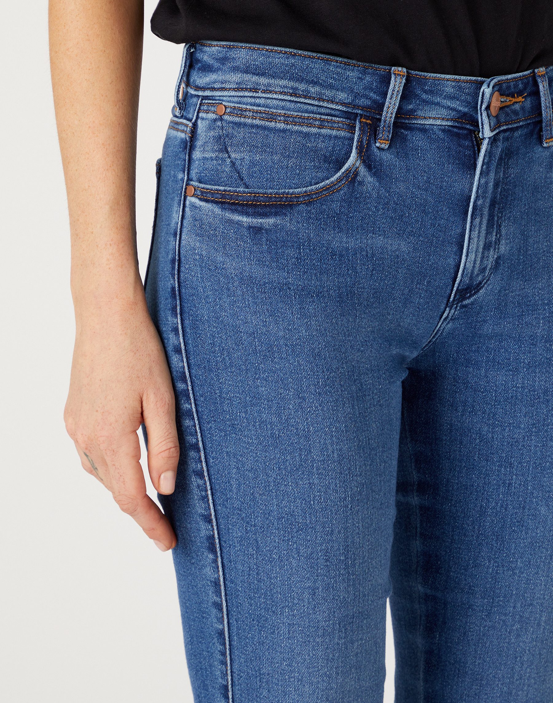 Wrangler Bootcut-Jeans WRA-W28B