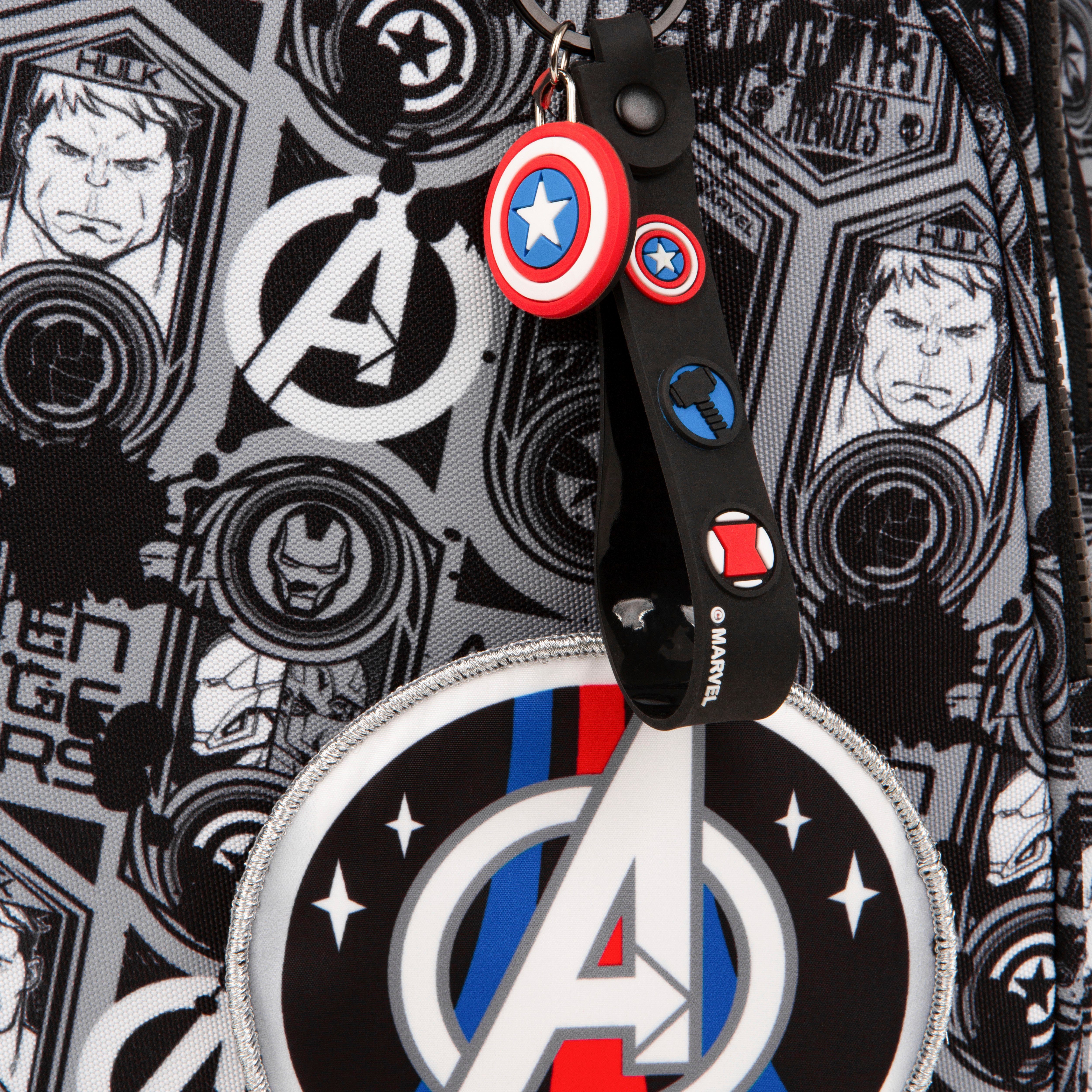 McNeill Freizeitrucksack Base, Marvel, Avengers