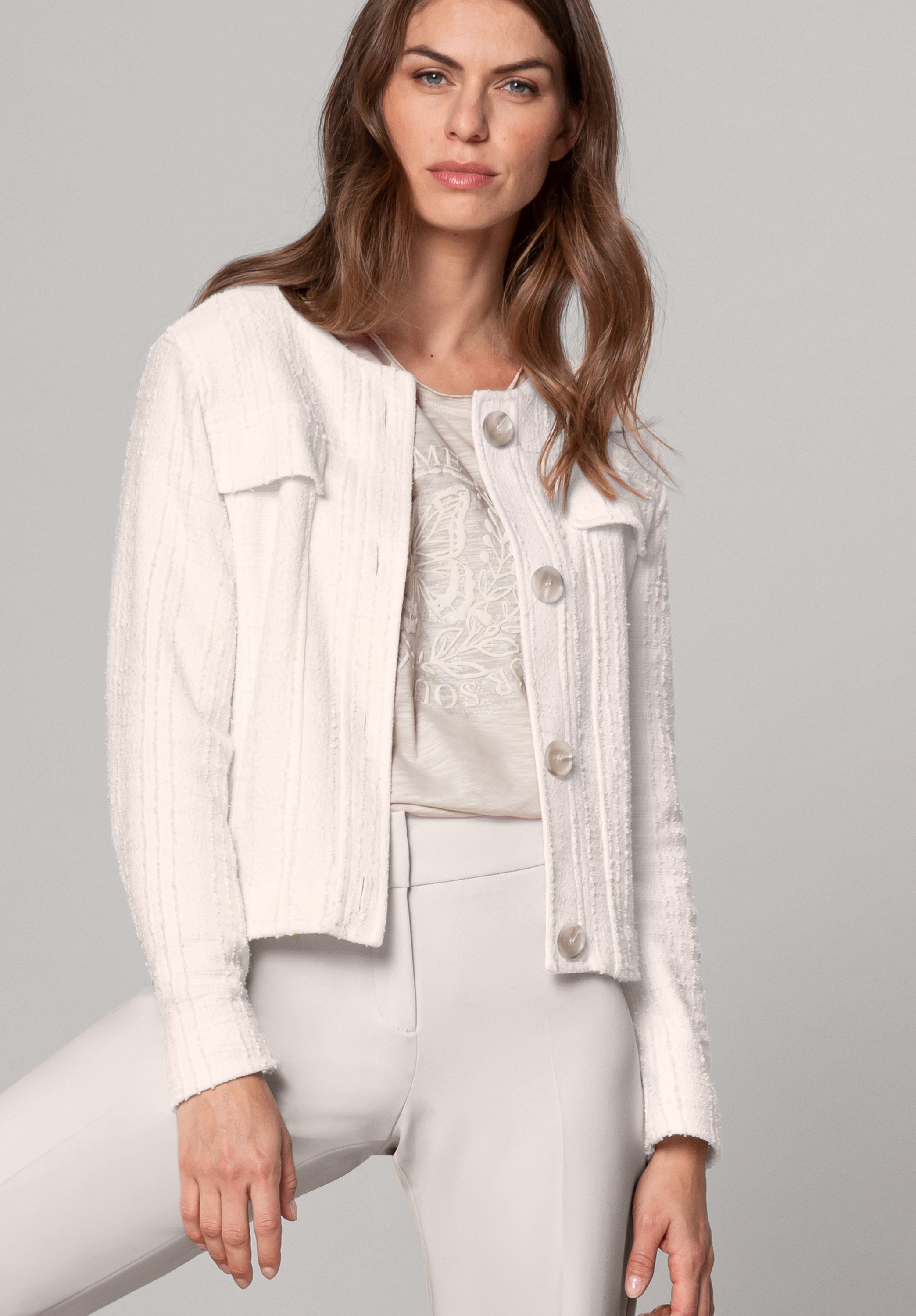 bianca Bouclèjacke VIOLET mit Rundhalsauschnitt und günstig online kaufen