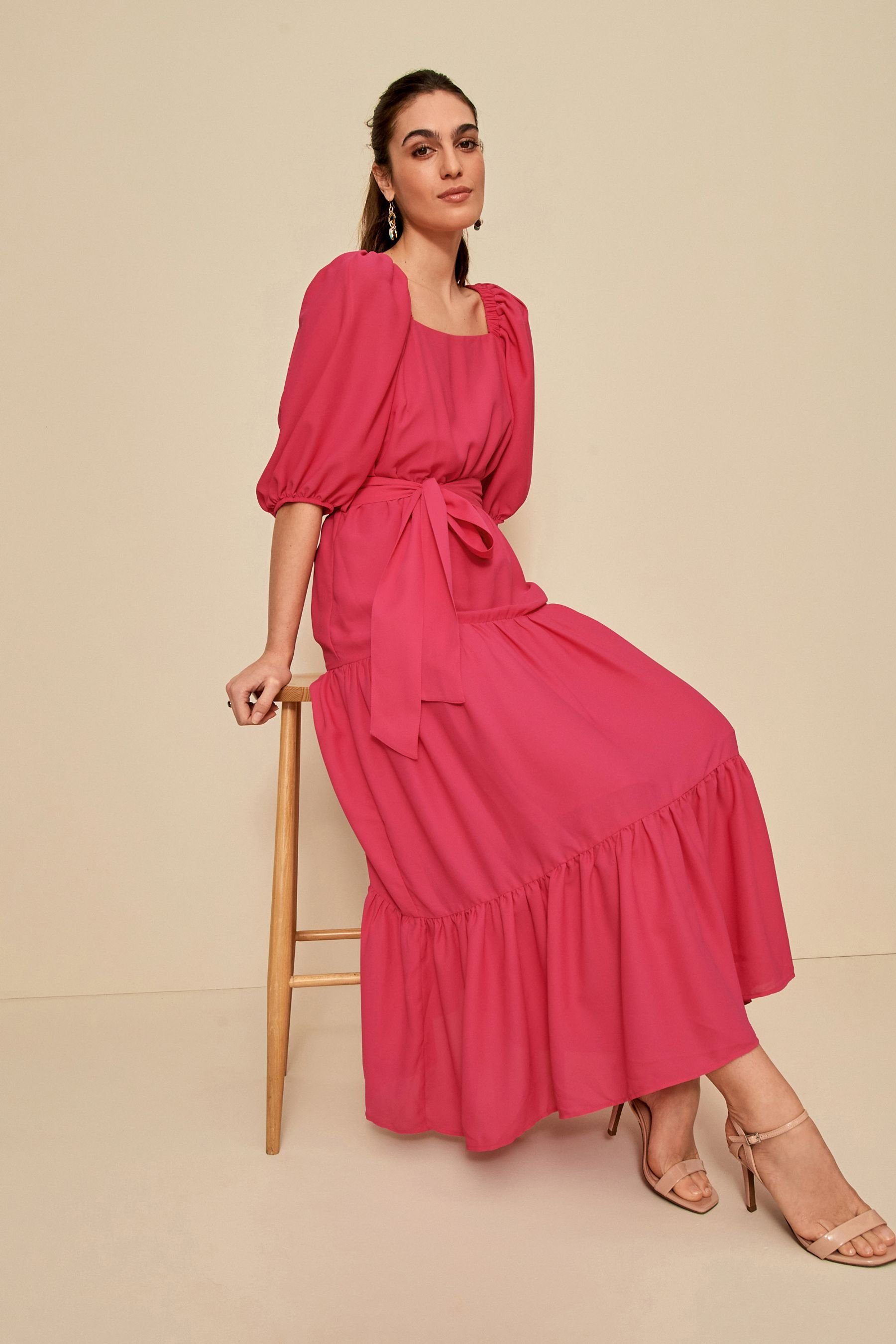 Next Midi-Stufenkleid Kastenausschnitt Midikleid mit (1-tlg) Pink