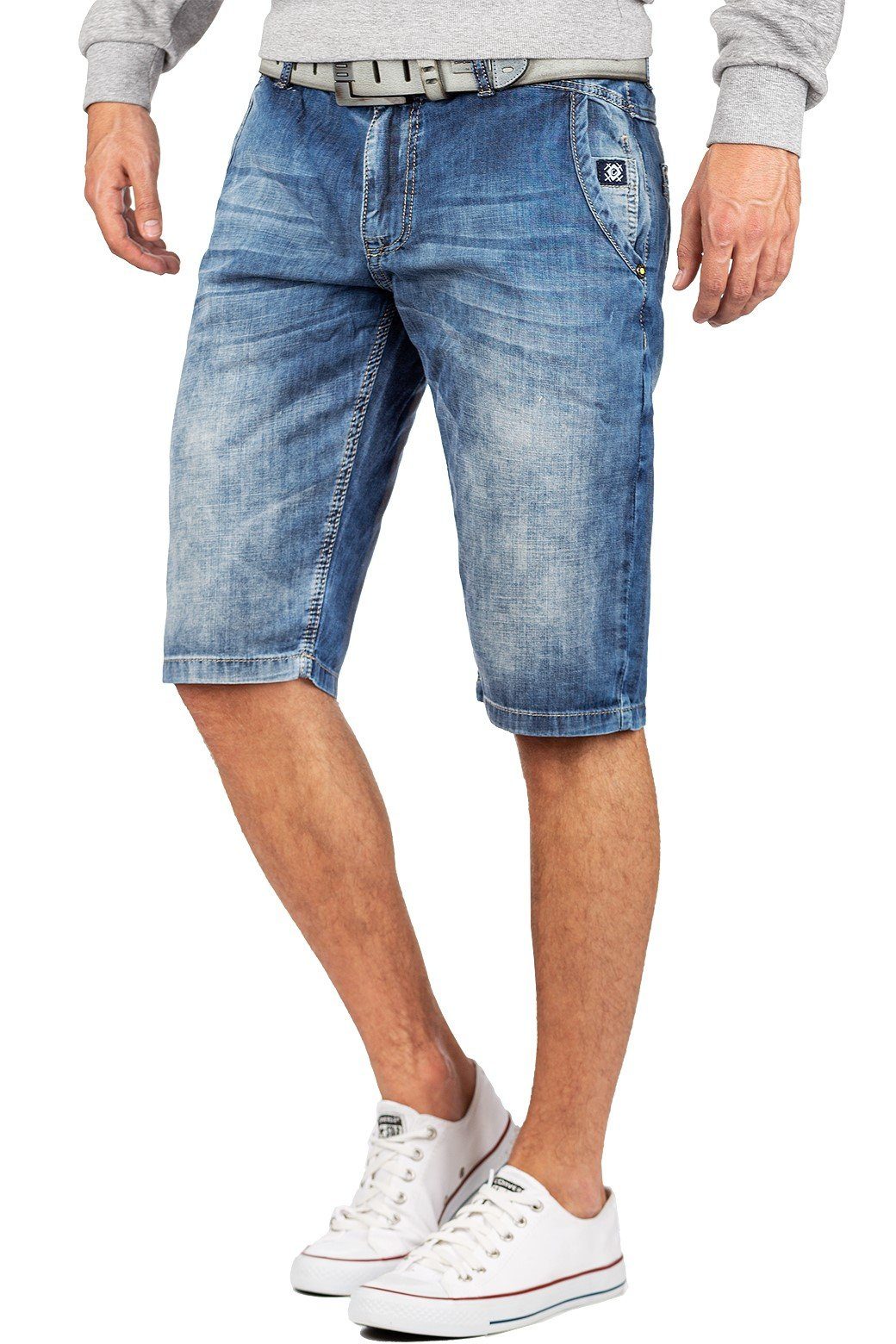 Cipo & Baxx Jeansshorts Kurze Hose BA-CK217 im Casual Style mit Zipper