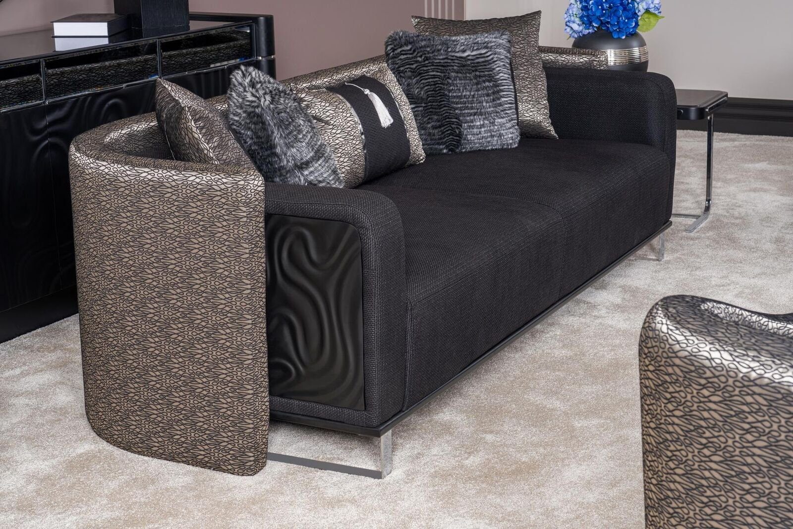 Dreisitzer Sofa In Sofa Luxus Möbel Made Stoff, JVmoebel Schwarze Couchen 240cm Europe Textil Couch