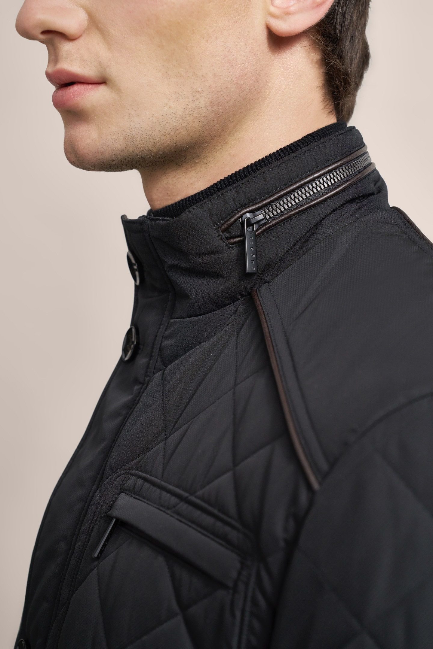 bugatti Kurzjacke wasserabweisend für das ganze Jahr geeignet