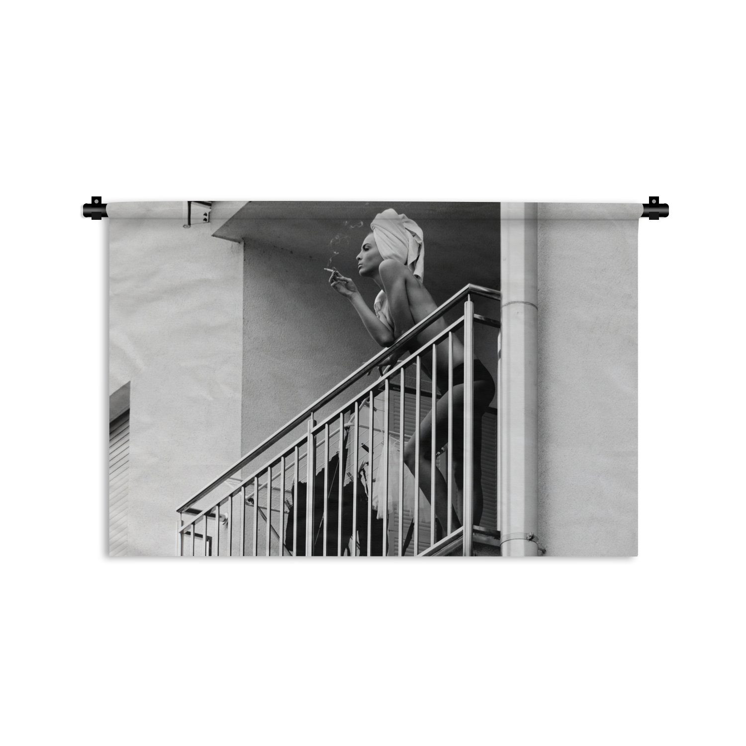 MuchoWow Wanddekoobjekt Balkon - Zigaretten - Rauchen - Frau, Wanddeko für Wohnzimmer, Schlafzimmer, Kleid, Wandbehang, Kinderzimmer