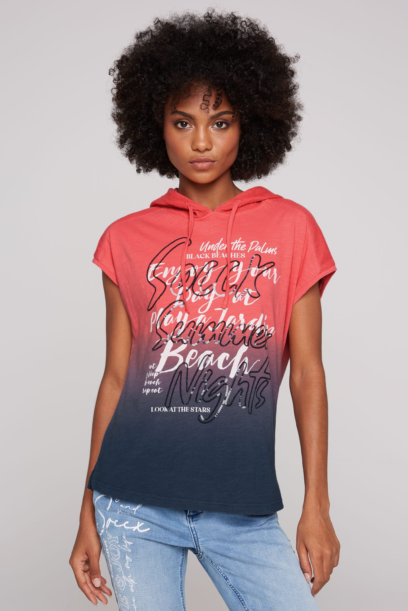 SOCCX Kapuzenshirt mit überschnittenen Schultern