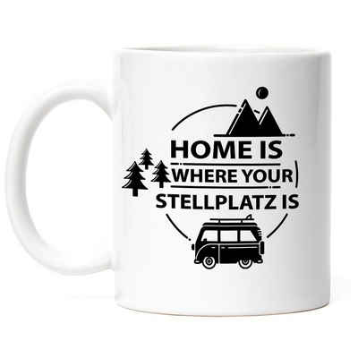 Hey!Print Tasse Camping Tasse mit Spruch Lustig Home is where the Stellplatz is Geschenk Camper Womo Wohnmobil Kaffeetasse