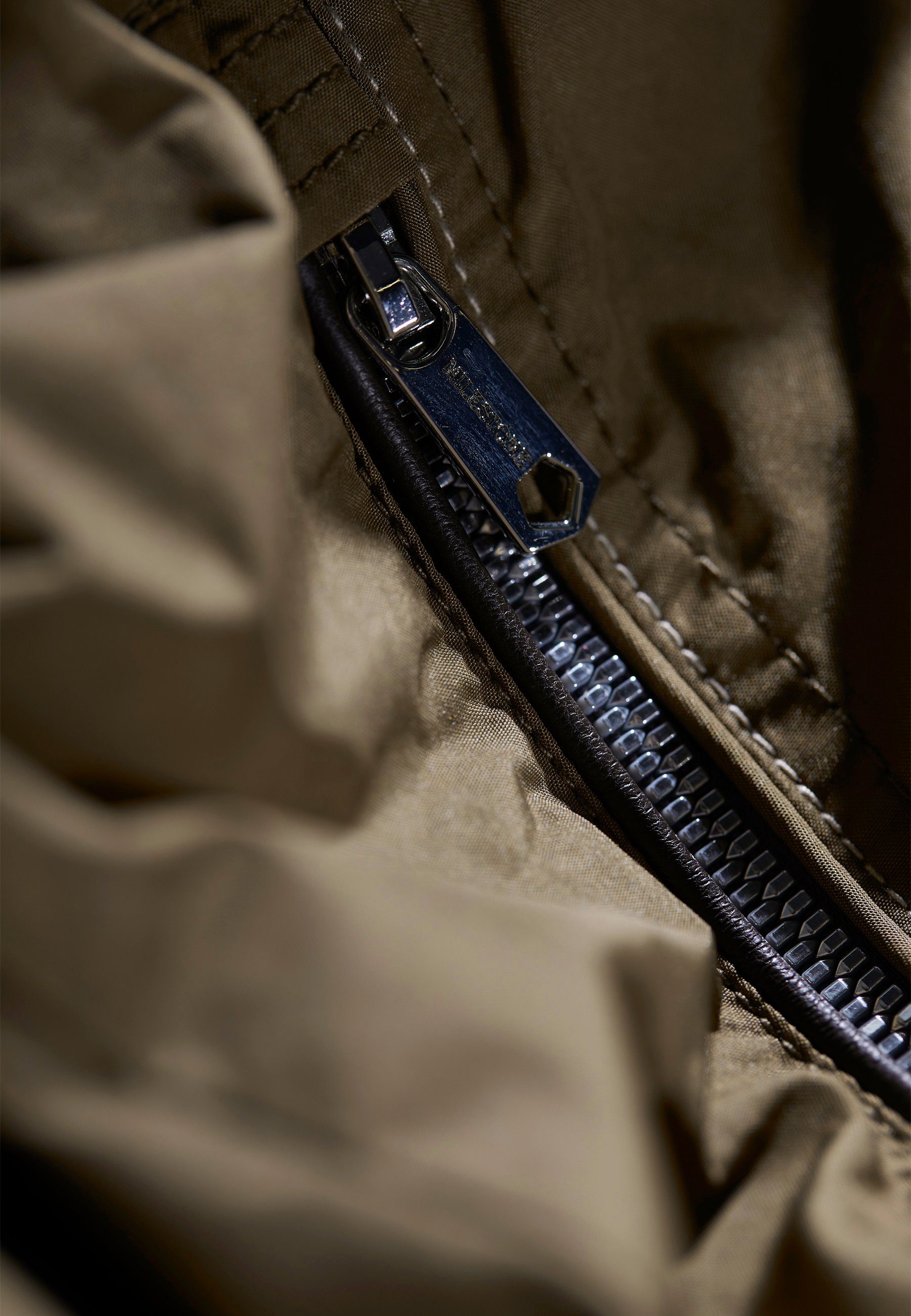 Milestone Outdoorjacke MSAmpezzo leichte Herrenjacke mit Funktion