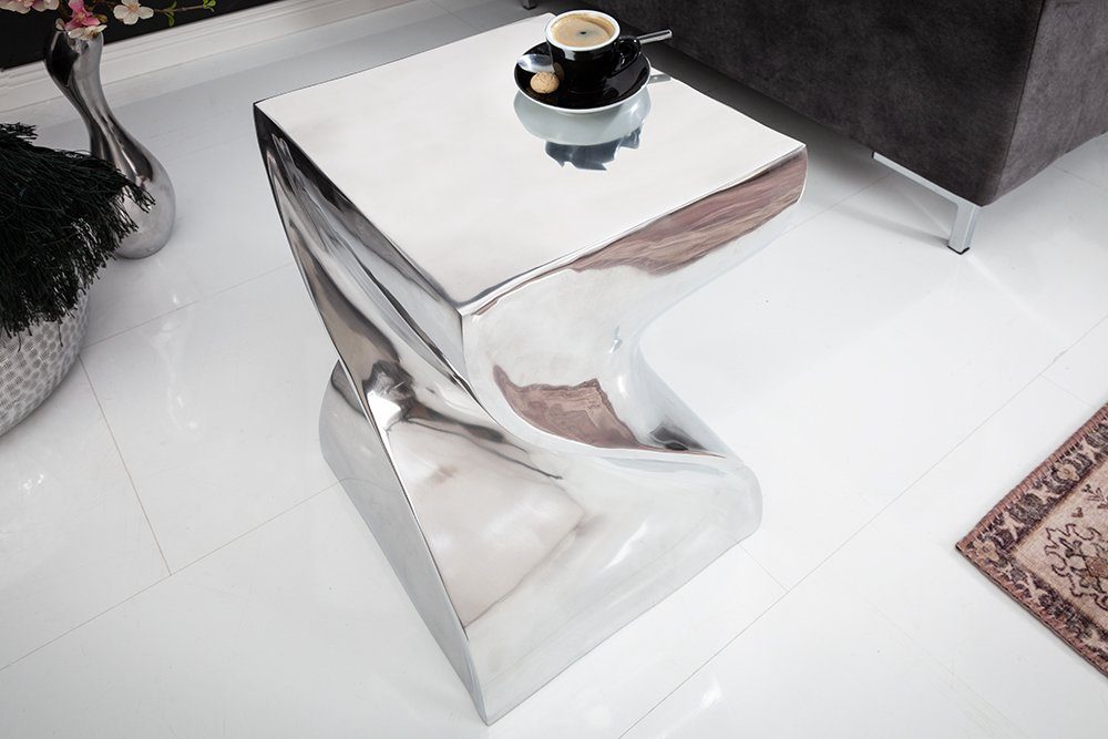 riess-ambiente Beistelltisch TWIST 45cm silber · glänzender Sitzhocker aus Aluminium Modern Design, Beistelltisch · Metall · Nachttisch · asymmetrisch · Sanduhr-Form