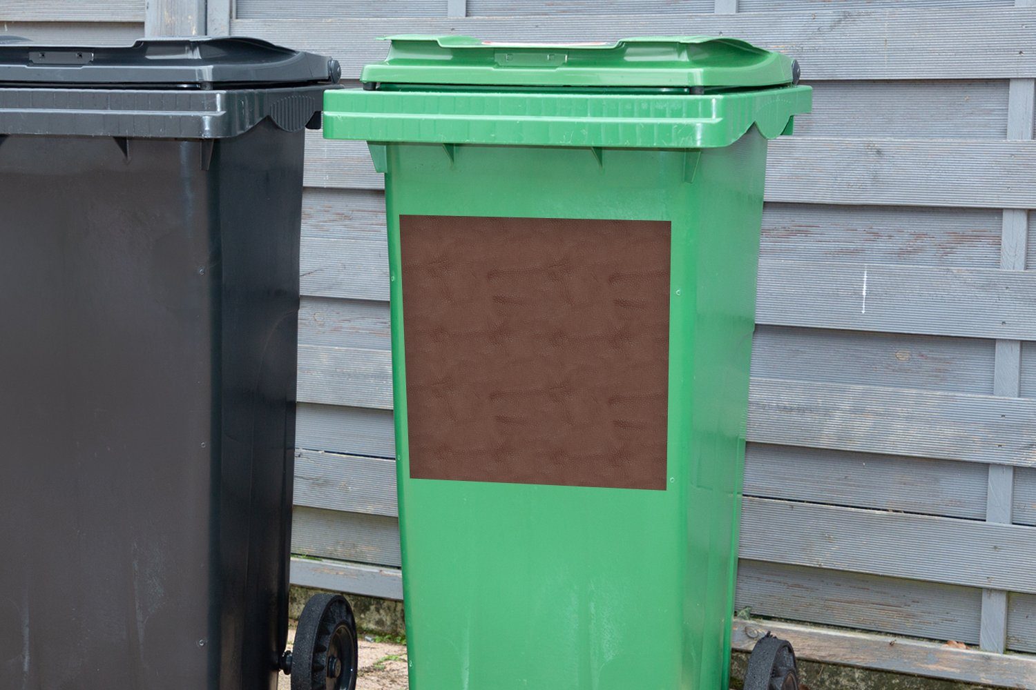 MuchoWow Wandsticker Leder - Abfalbehälter - Tiere Container, (1 Mülltonne, Mülleimer-aufkleber, Sticker, St), Rot