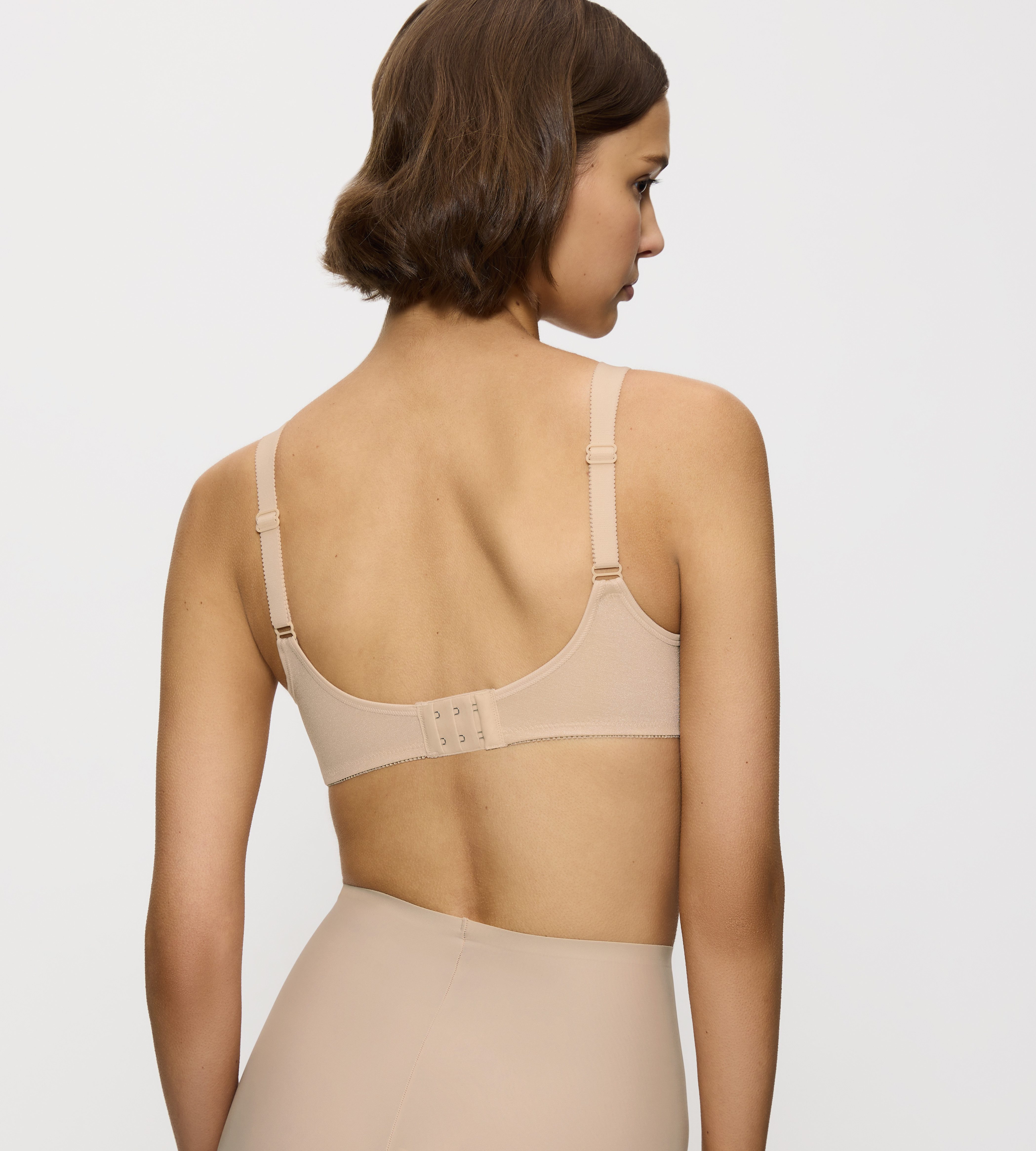 Triumph Bügelloser BH Doreen + Cotton 01 N mit zarter Lochstickerei – Bild 4 von 5