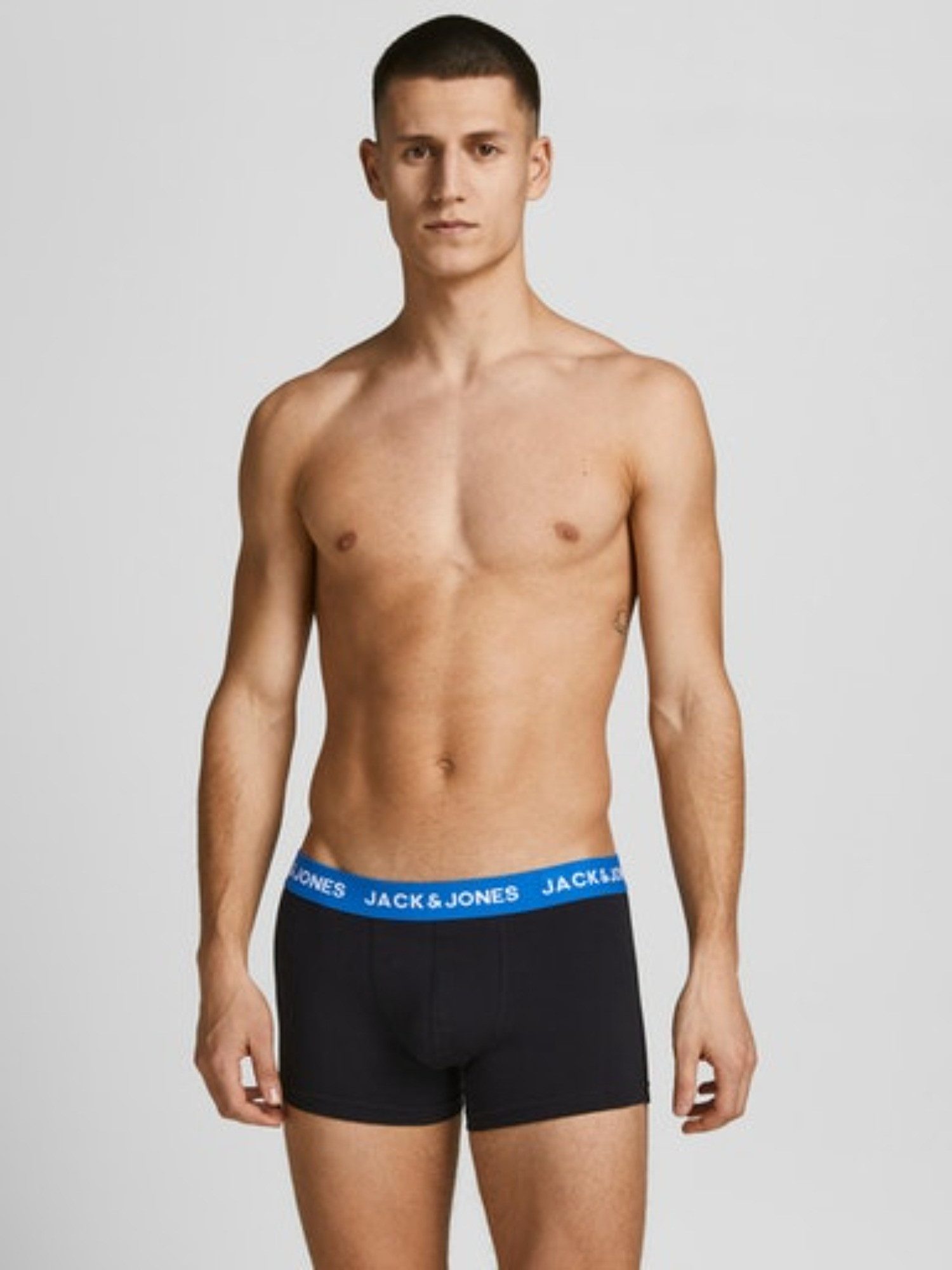 Jack & Jones Boxer JACHUEY im Fünferpack mit toniger Naht und elastischem Bund (Packung, 5-St., 5er-Pack) unifarben, modisch, eng anliegend, Baumwollmischung