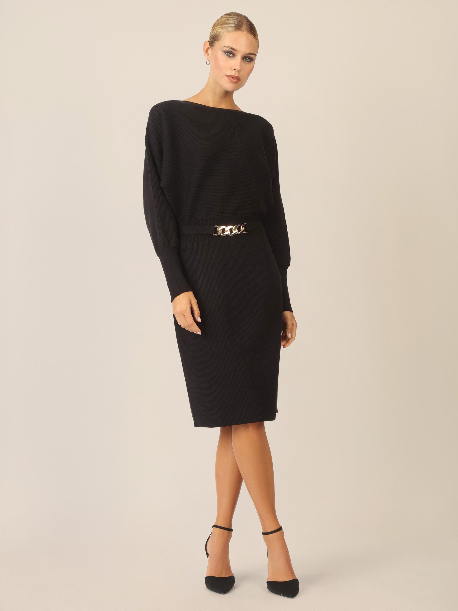 Apart Strickkleid mit Gliederkette Detail Gürtel günstig online kaufen