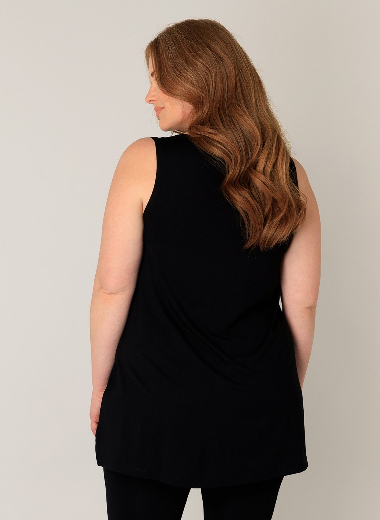 Base Level Curvy Longshirt ABBIGALE ärmellos, günstig online kaufen