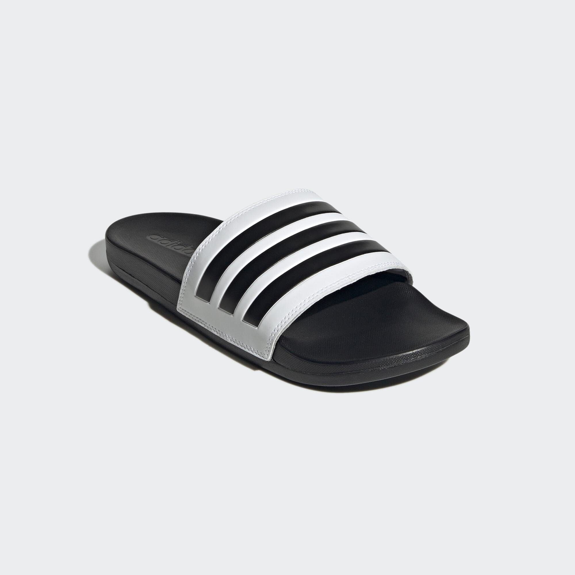 adidas Sportswear COMFORT ADILETTE Badesandale Cloud White / Core Black / Core Black