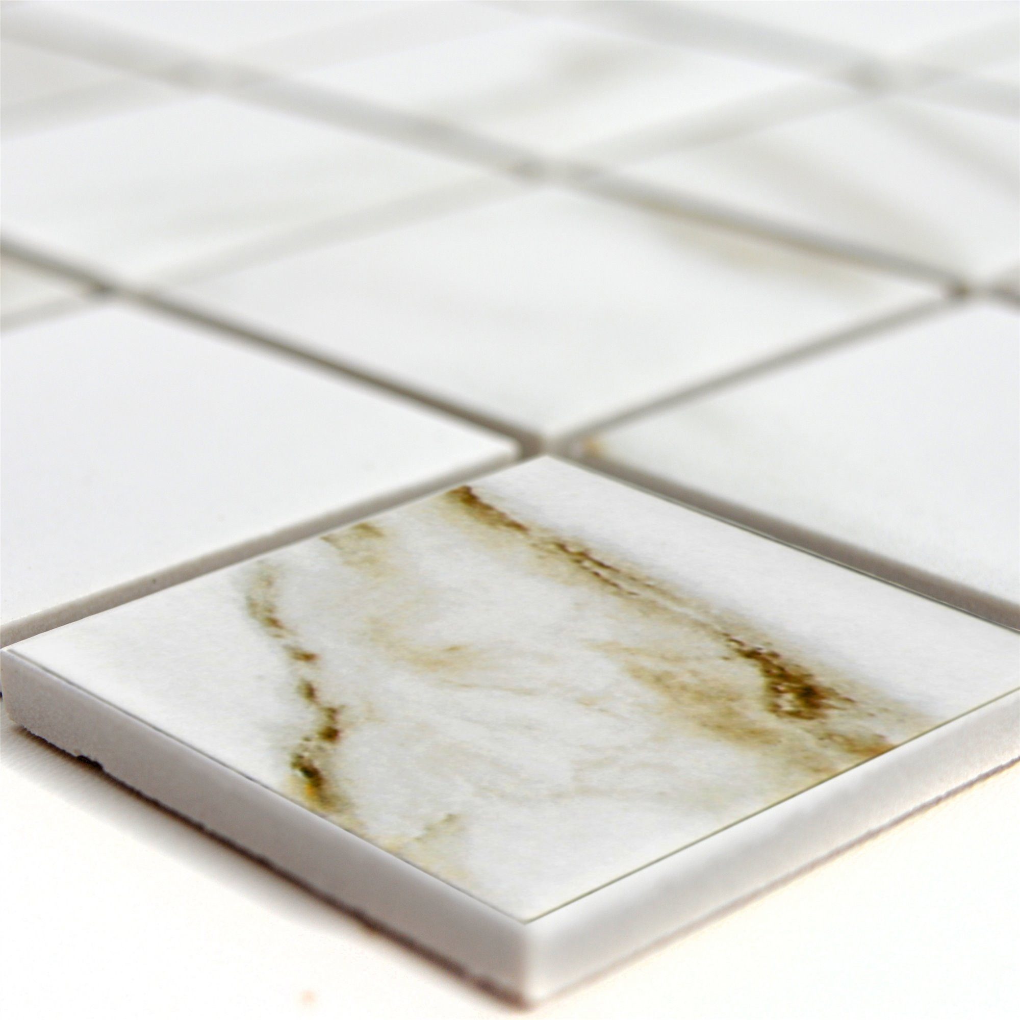 Mosafil Mosaikfliesen Keramik Mosaikfliesen Zorro Calacatta Quadrat 48, Keramik 30.600x30.600, weiß-grau-calacatta, Verlegefertig auf ein Netz geklebt - Frostsicher - Wasserfest