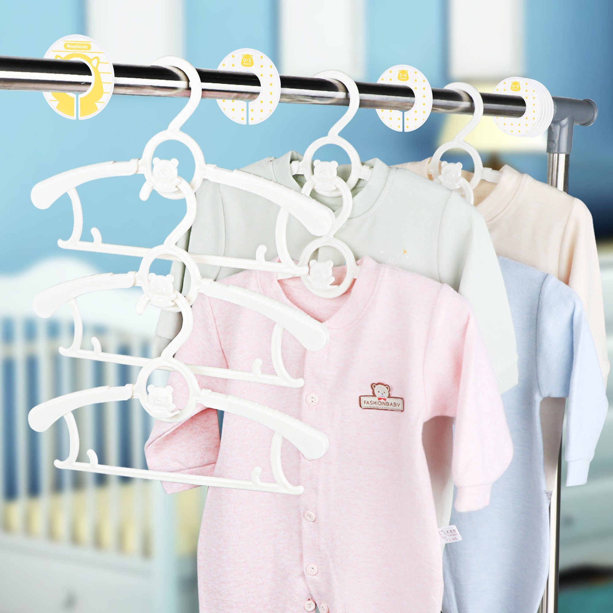 Platzsparende Babys Bügel (Set, und Weiß Kleidung Größentrenner und Kleinkinder Kinderkleiderbügel Stapelbaren 30-tlg), mit für Kleiderbügel Homewit Rutschfeste Bärchen-Haken,