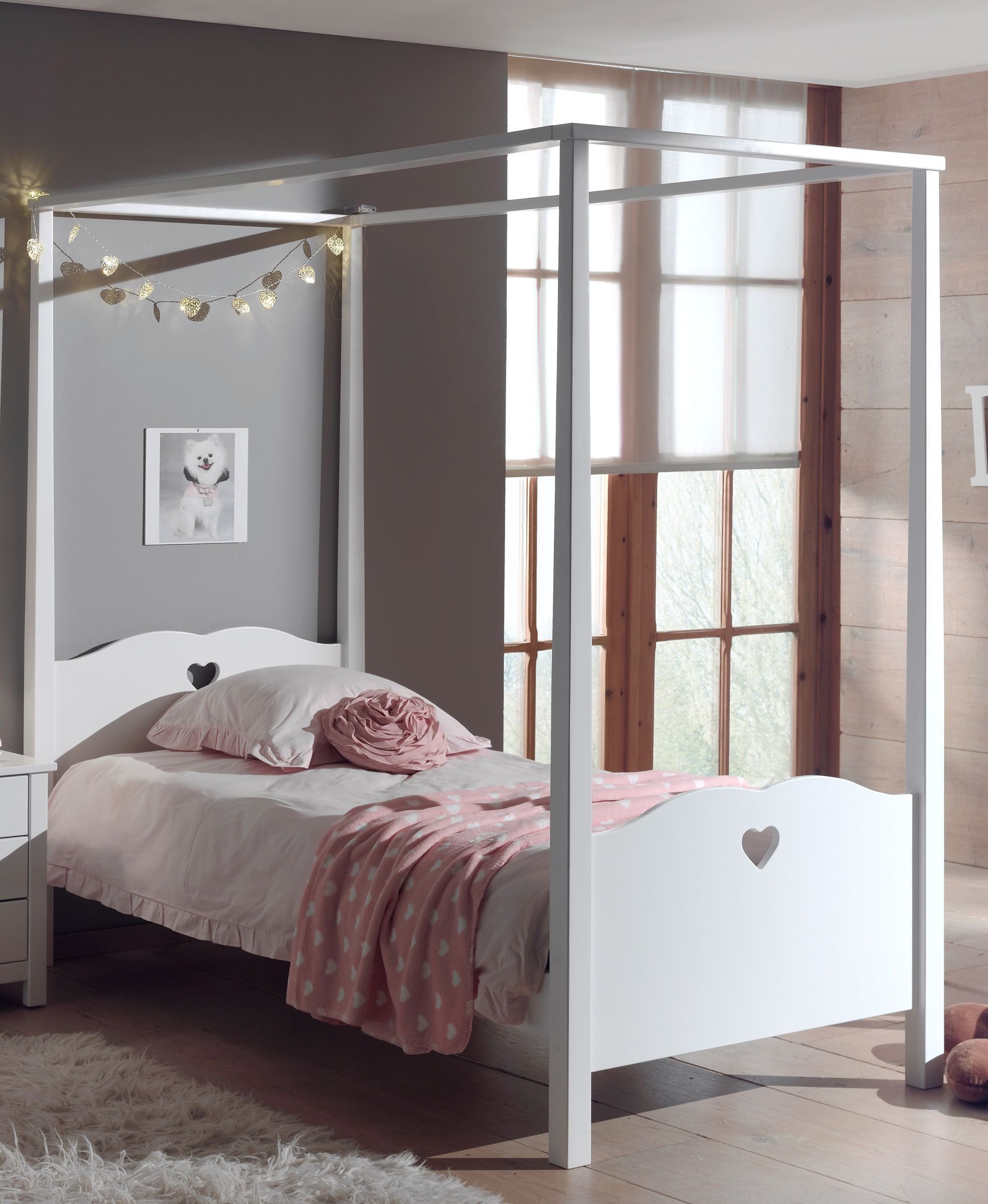 Vipack Himmelbett Amori, Liegefläche 90/200 cm, inkl. Himmelgestänge (B/H/T ca. 212x188x98cm, inkl. Rolllattenrost, verspielte Optik), ohne Textilvorhang, stabil und standfest gebaut, weiß lackiert