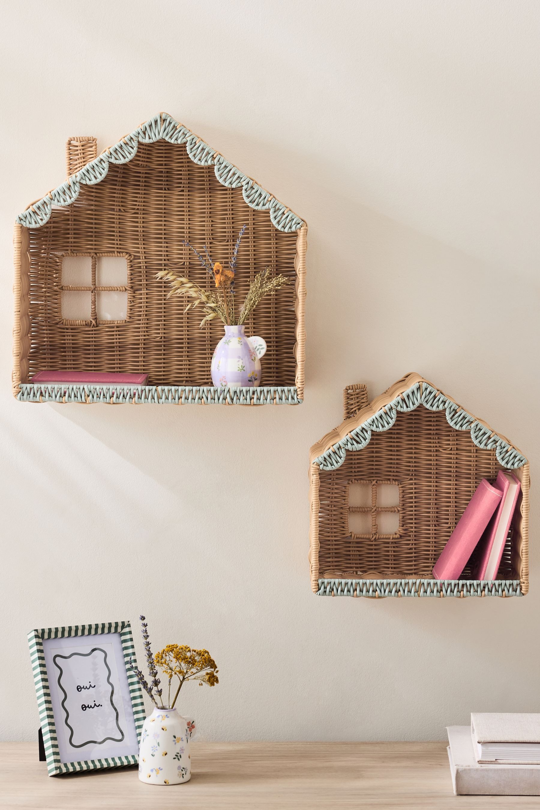 Next Wandregal Set mit 2 Display-Regalen, Haus mit Bogenkante, 2-tlg.