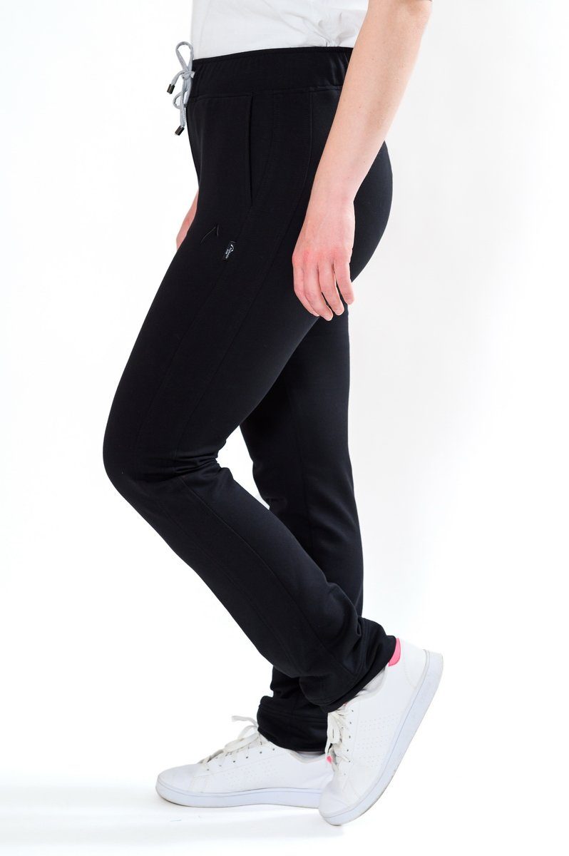 Authentic Damen & schwarz Jerseyhose in Übergrößen Bündchen mit Jerseyhose Sportive Klein Kurz-