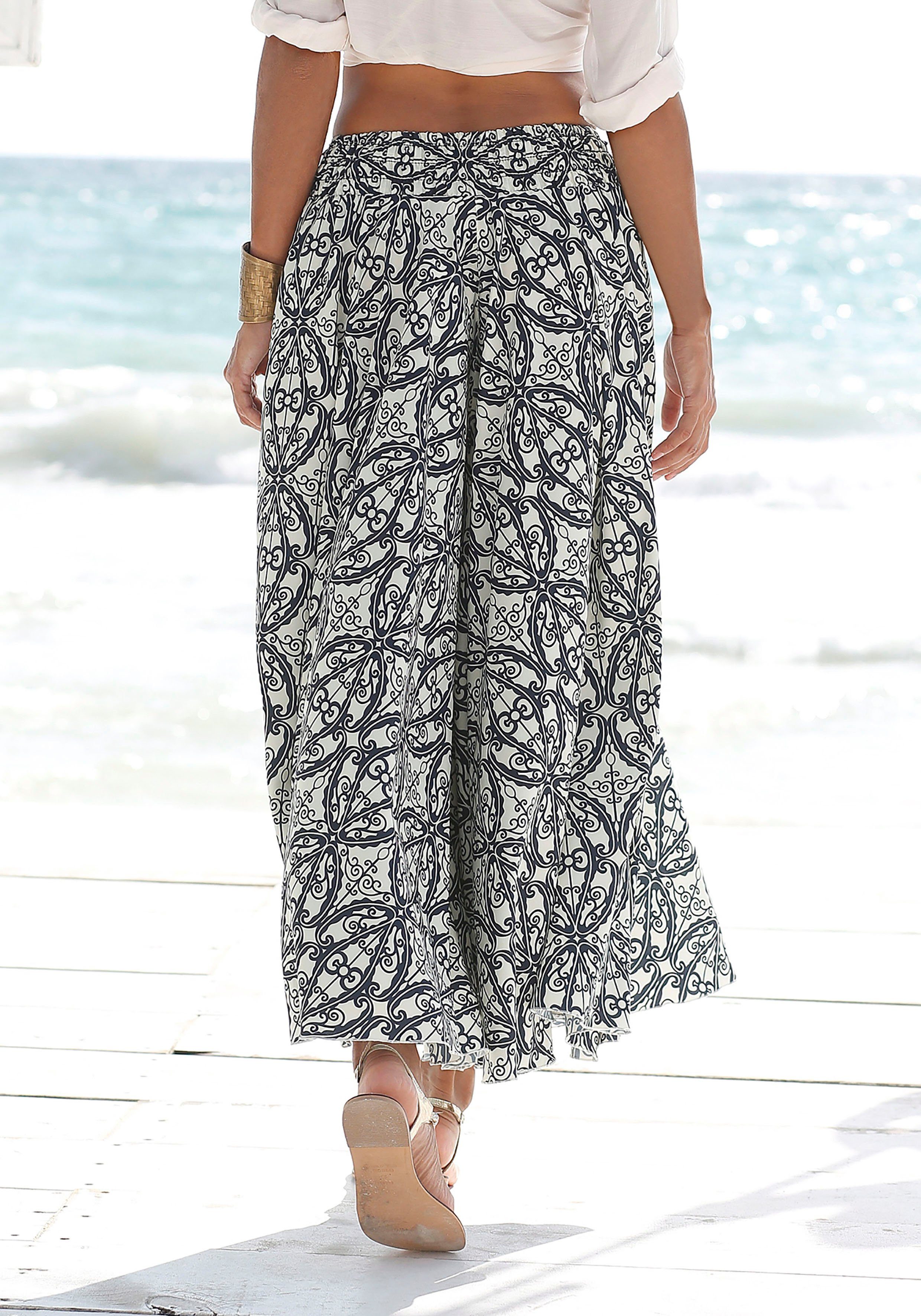 LASCANA Hosenrock mit Alloverdruck, Culotte, extraweites Bein