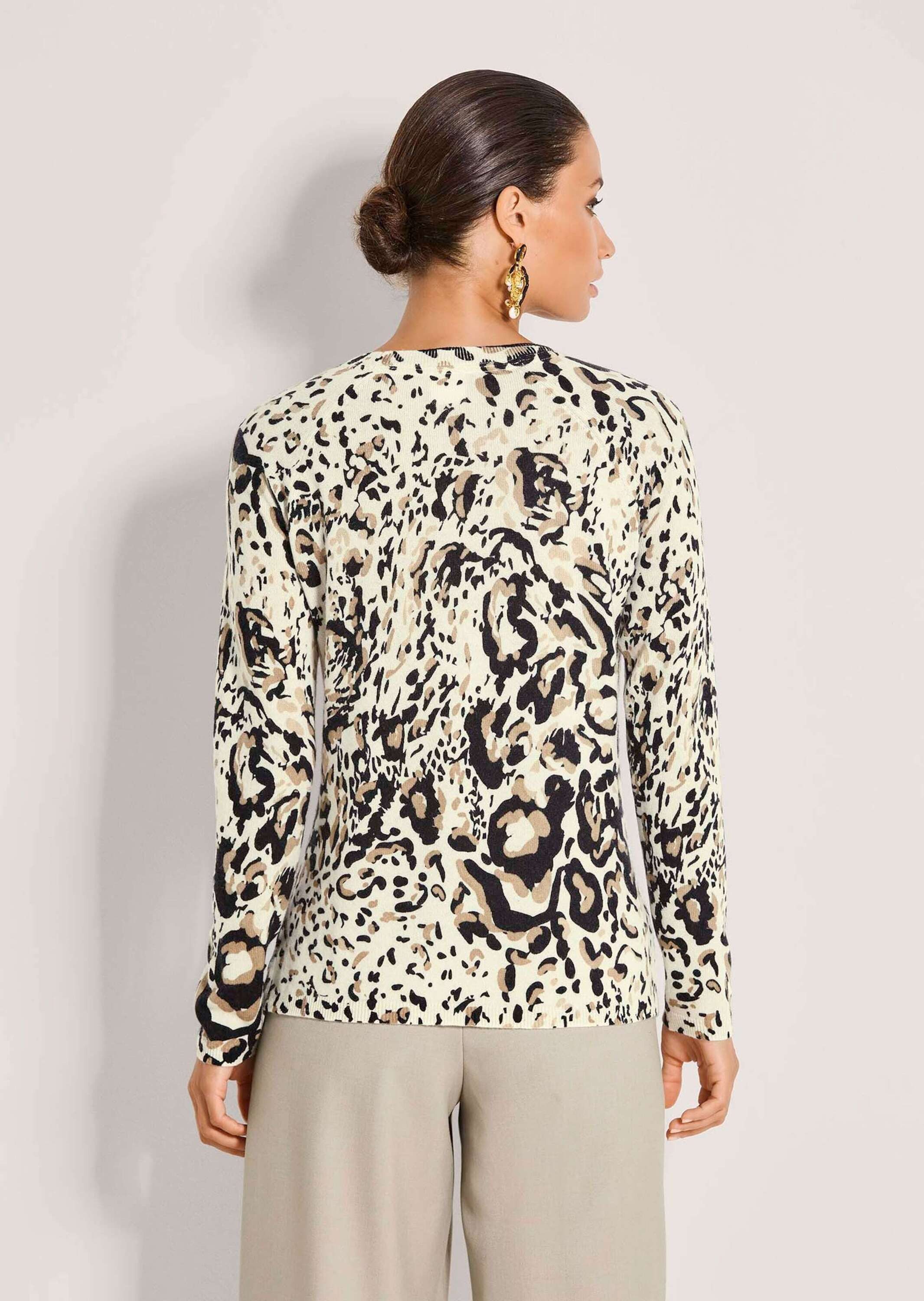 MADELEINE Strickpullover Wollpullover mit Animal-Print Langarmshirt mit Rundhals, Rippenabschlüssen und Langarm
