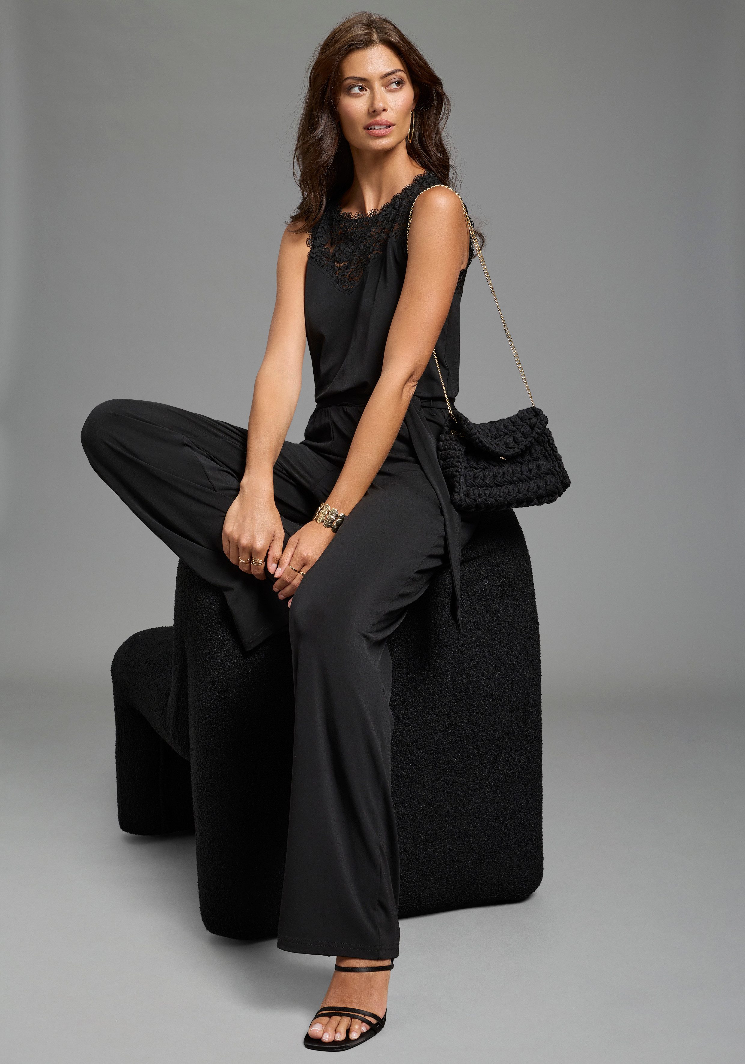 Laura Scott Jumpsuit klassische und elegante Passform mit Spitze, ärmellos – Bild 4 von 5
