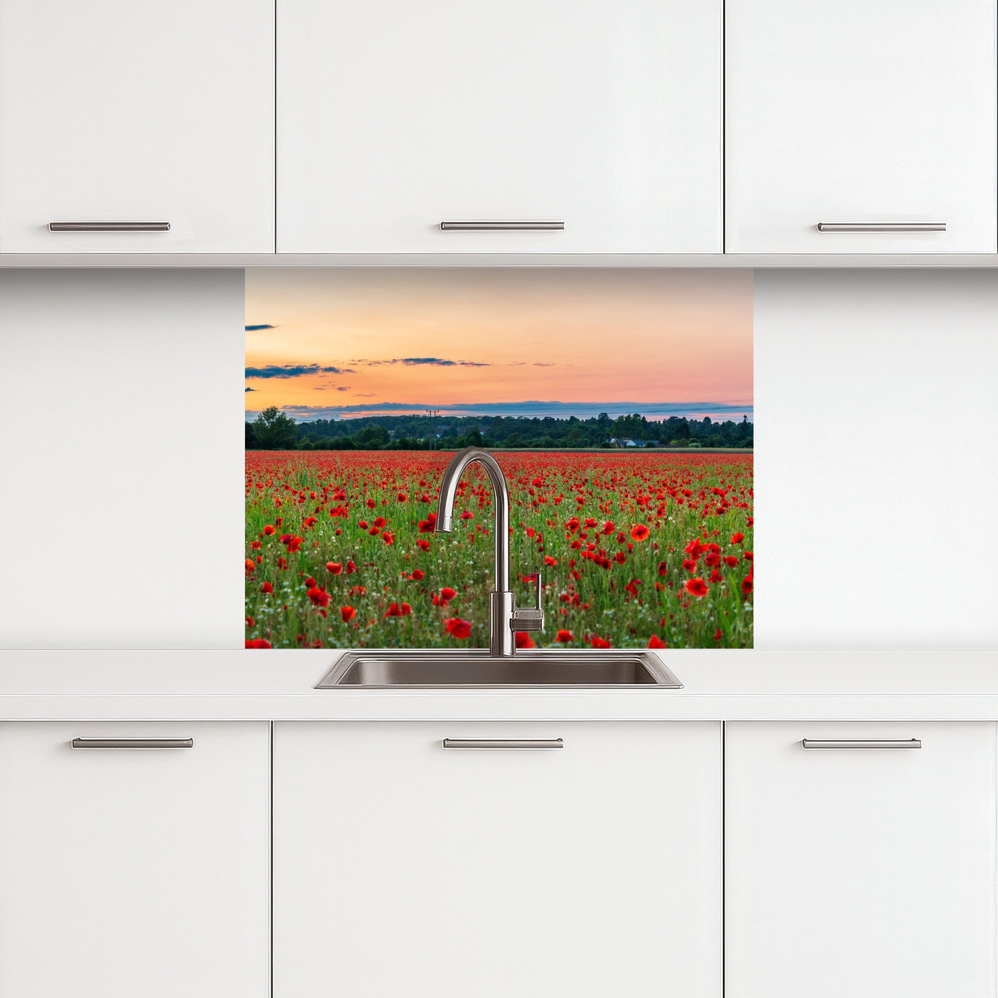 KitchenYeah Küchenrückwand selbstklebend Mohnblumen - Landschaft - Rot - Blumen, (1-tlg), Spritzschutz, Küche, Rückwand, Küchenwand, Küchenfront, 80x60 cm