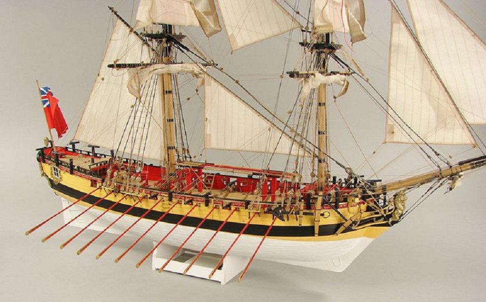 Krick Modellbausatz Shipyard HMS Wolf The 10 Gun Sloop 1752 Laser Cut 1:72 Kartonbausatz