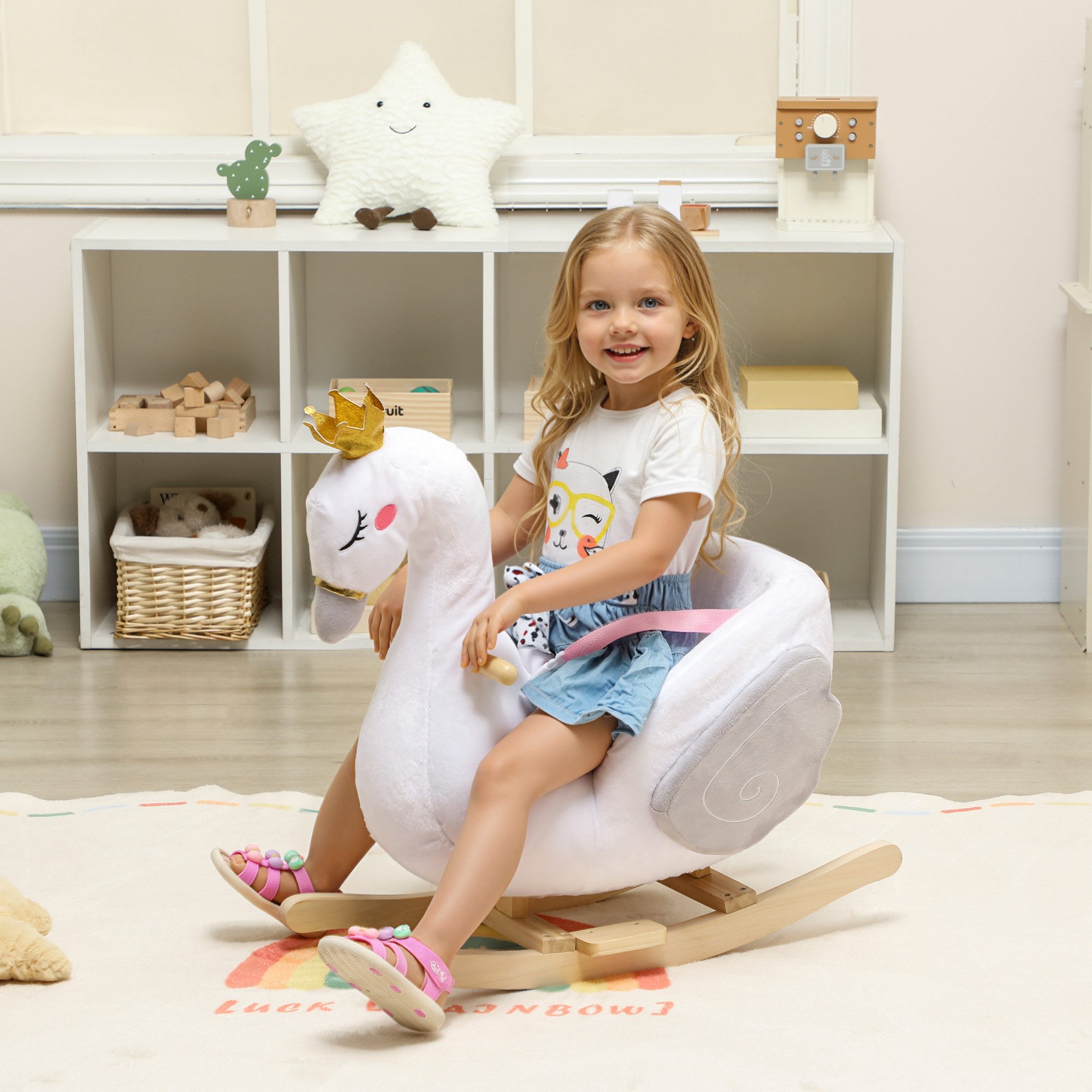 Schaukeltier Schwan-Schaukel mit Schlaflied, weicher Füllung, Holzrahmen