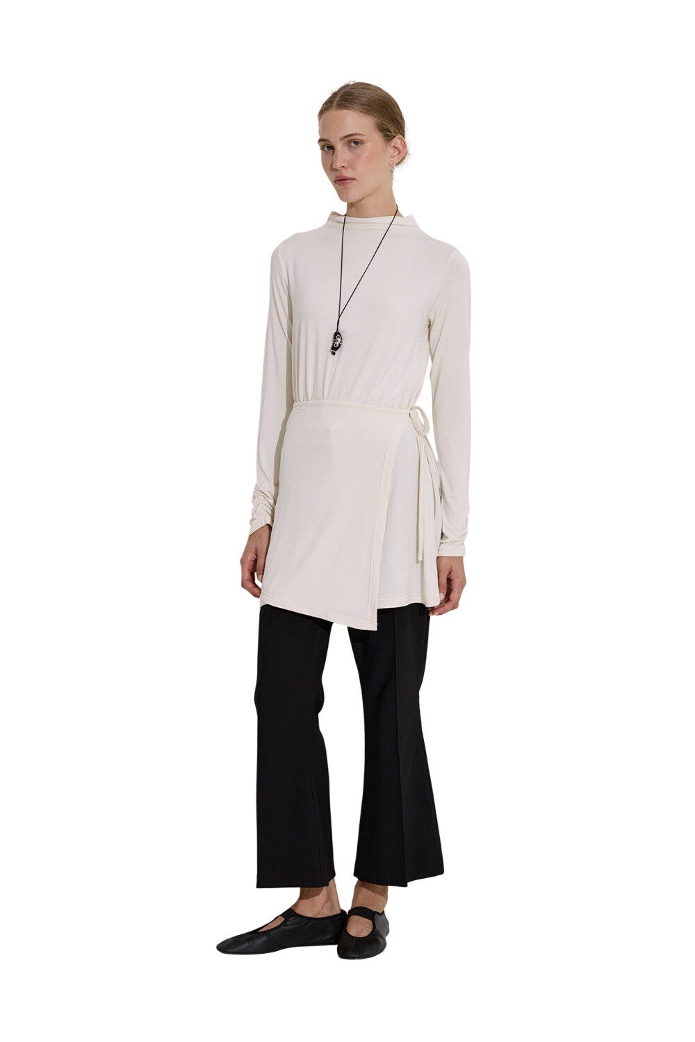 MANUKA Blusentop Drapierte Bluse mit Bindedetail, schwarz.