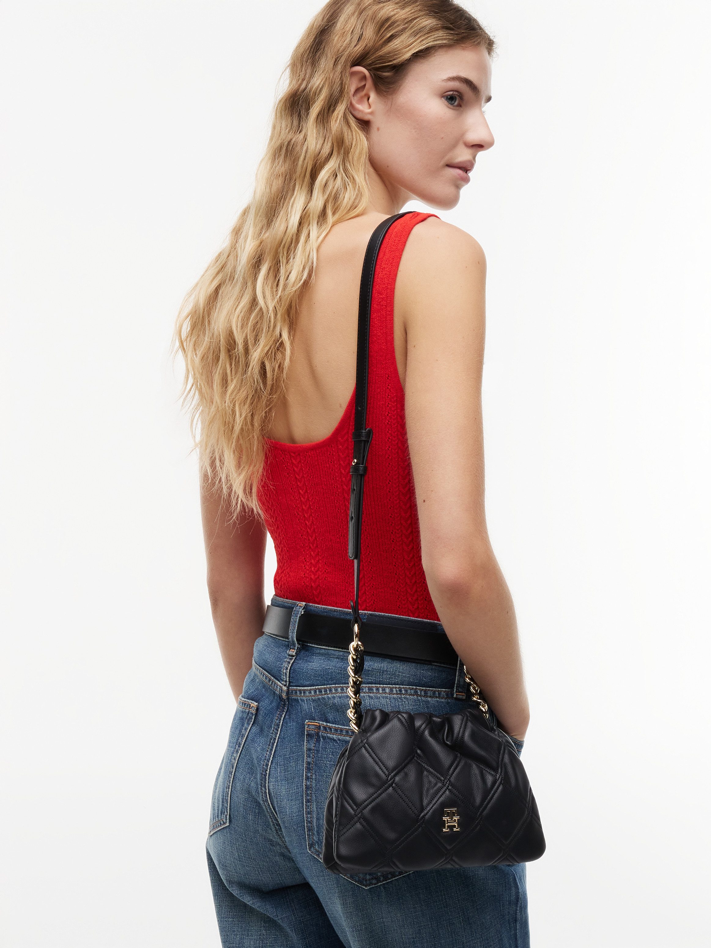 Tommy Hilfiger Umhängetasche TH FEMININE MINI CROSSOVER, Damen Schultertasche, Handtasche mit goldfarbener Zierkette