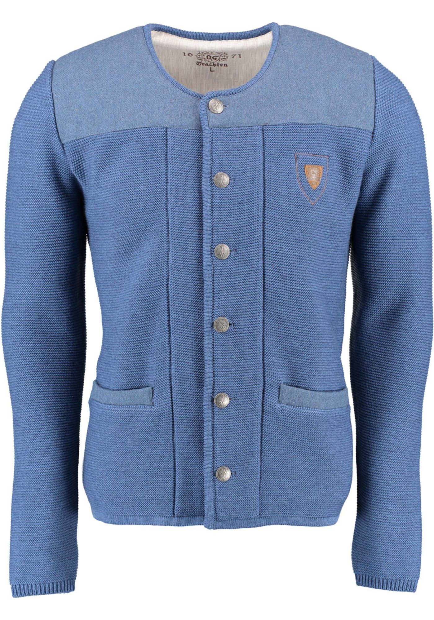 OS-Trachten Strickjacke Scava und Trachten-Wolljacke Emblem mit der jeans auf Brust Rundhalsausschnitt