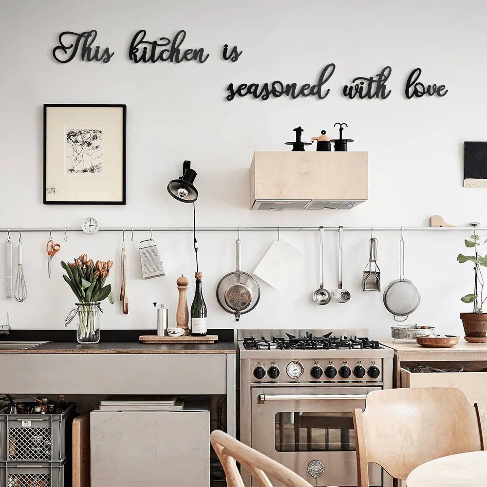 Hoagard Wanddekoobjekt This Kitchen is Seasoned With Love - Schriftzug  Wandbild