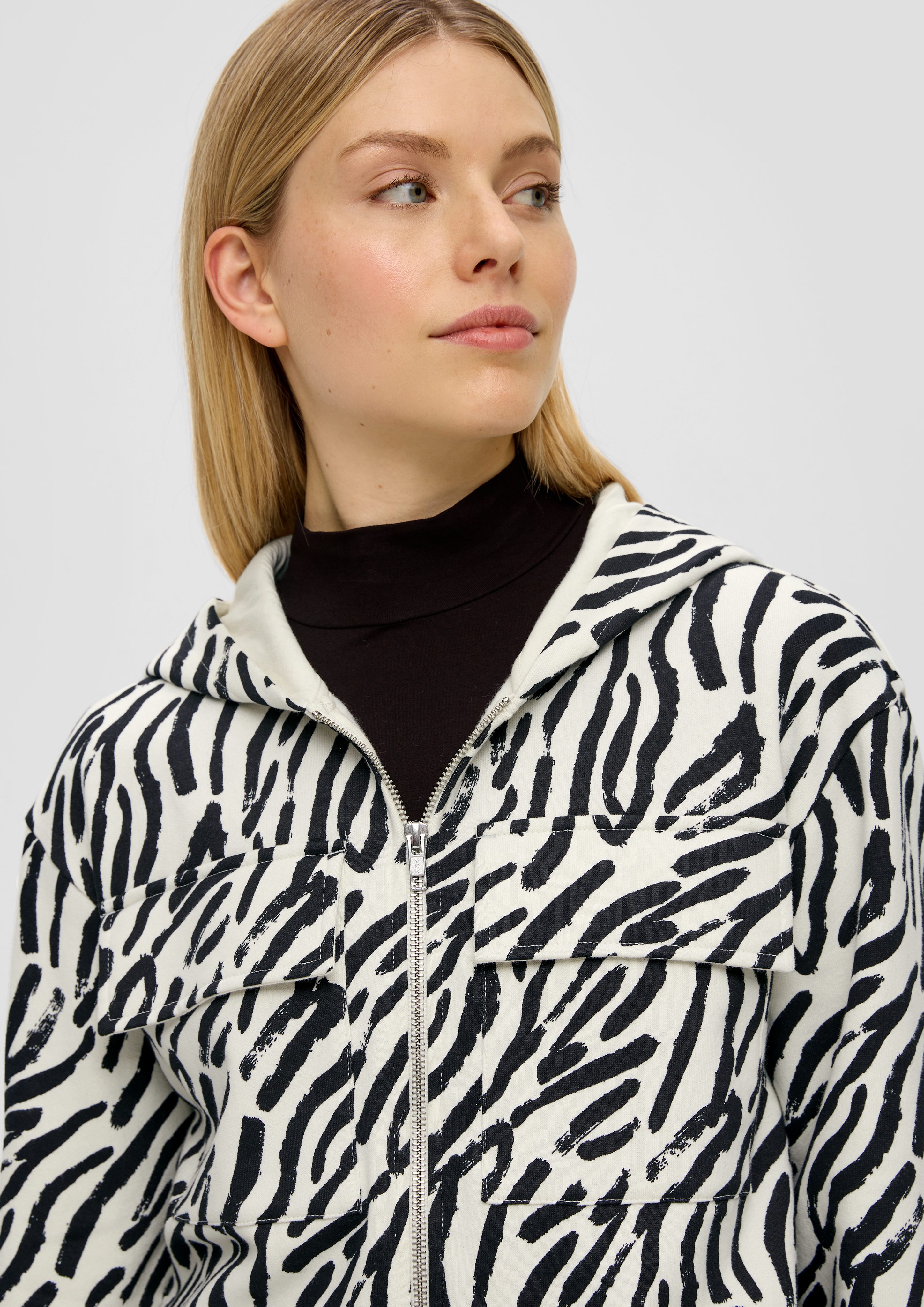 s.Oliver Sweatshirtjacke Zebra-Muster Sweatshirt mit