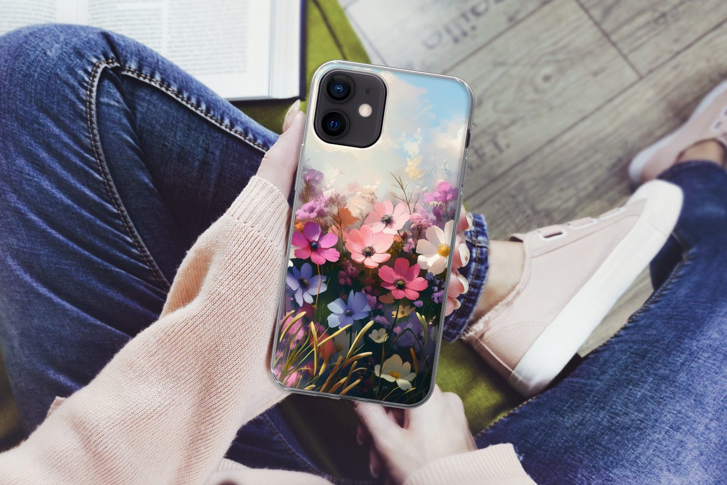 MuchoWow Handyhülle für Apple iPhone 12 Blumen - Bunt - Blühend, Smartphone-Bumper, Print, Handy Schutzhülle Dünn