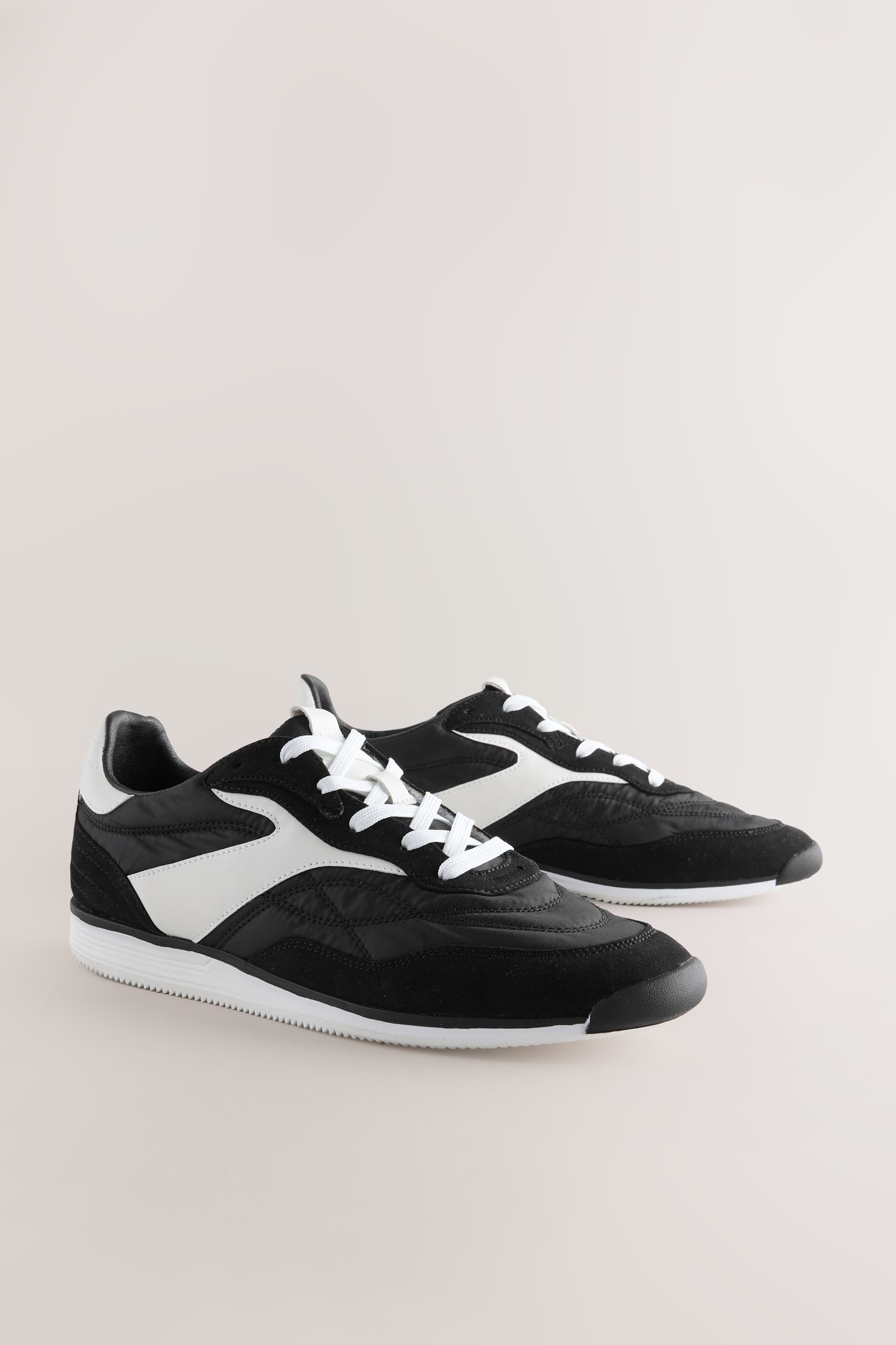 Next Forever Comfort® Schnürsneaker mit Bahnendetail Sneaker (1-tlg)