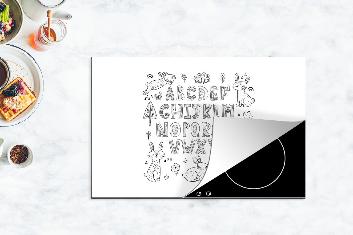 weiß, Alphabet küche, cm, schwarz (1 für MuchoWow und Illustration Ceranfeldabdeckung Vinyl, Induktionskochfeld 81x52 Kaninchen mit Schutz die tlg), Herdblende-/Abdeckplatte