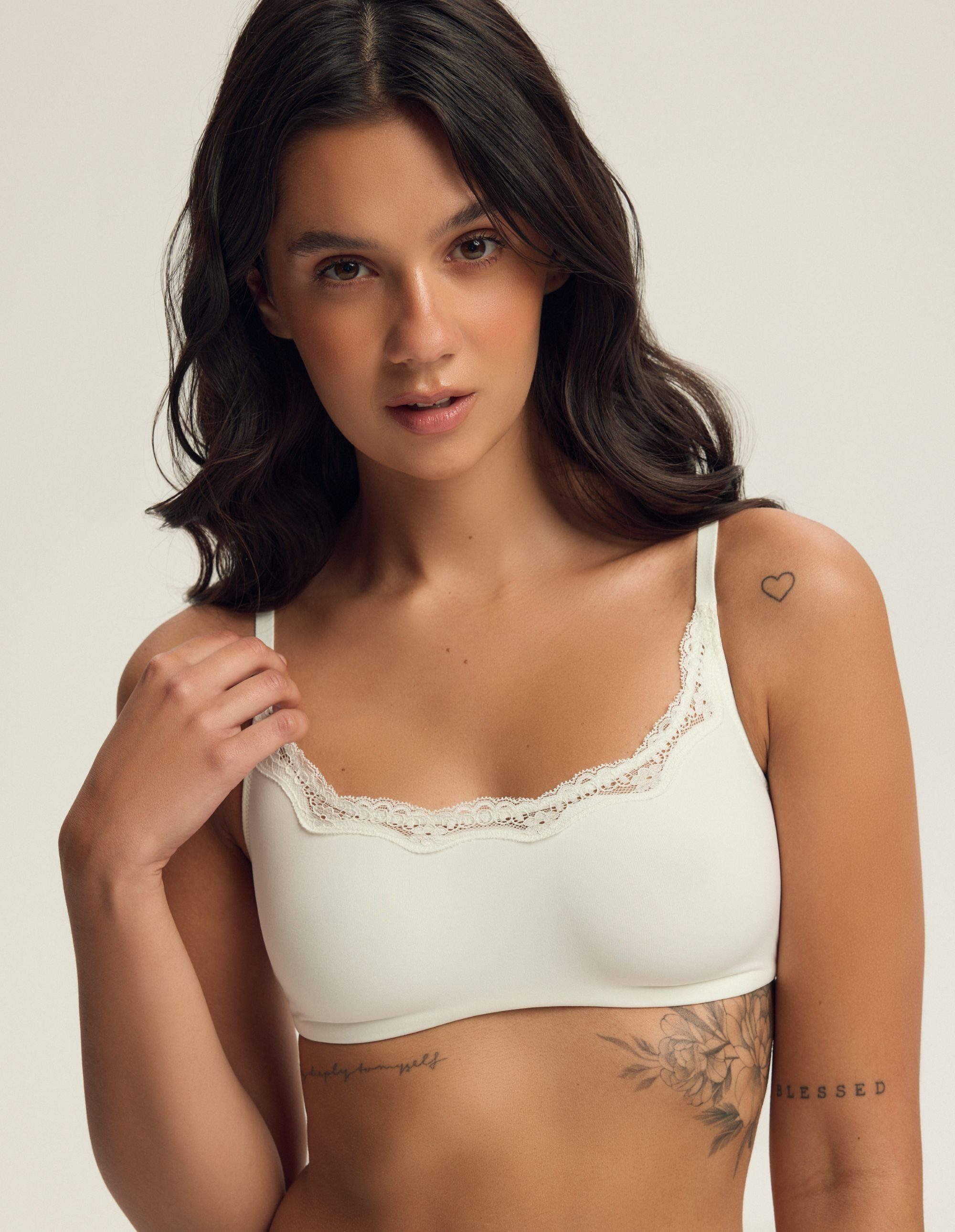 ESOTIQ Bralette-BH Bralette Arien, ohne Bügel, Spitzenbesatz