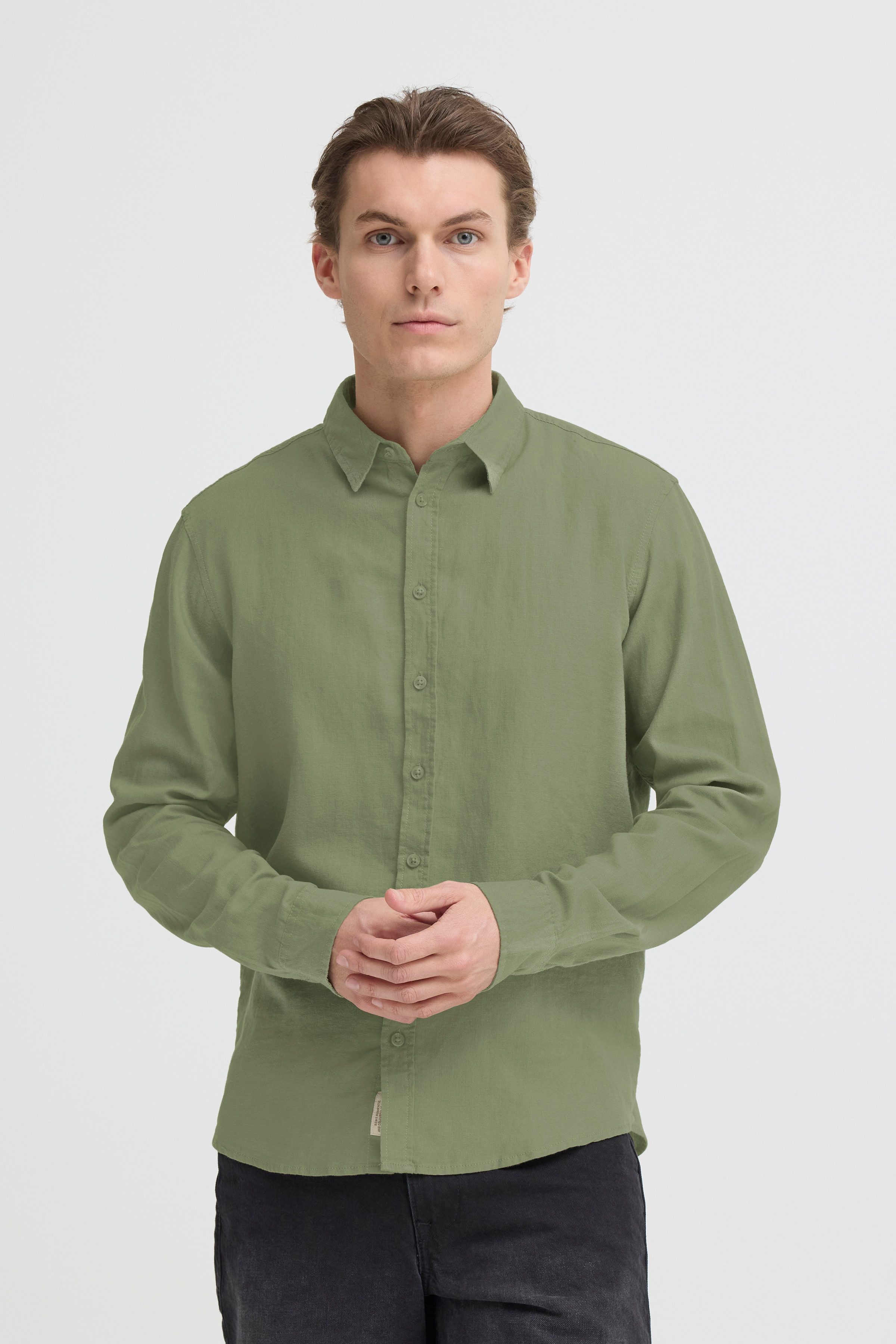 Blend Langarmhemd BHBOBBY LINEN L/S Materialmix aus Leinen und Viskose, Regular Fit, mit Hemdkragen