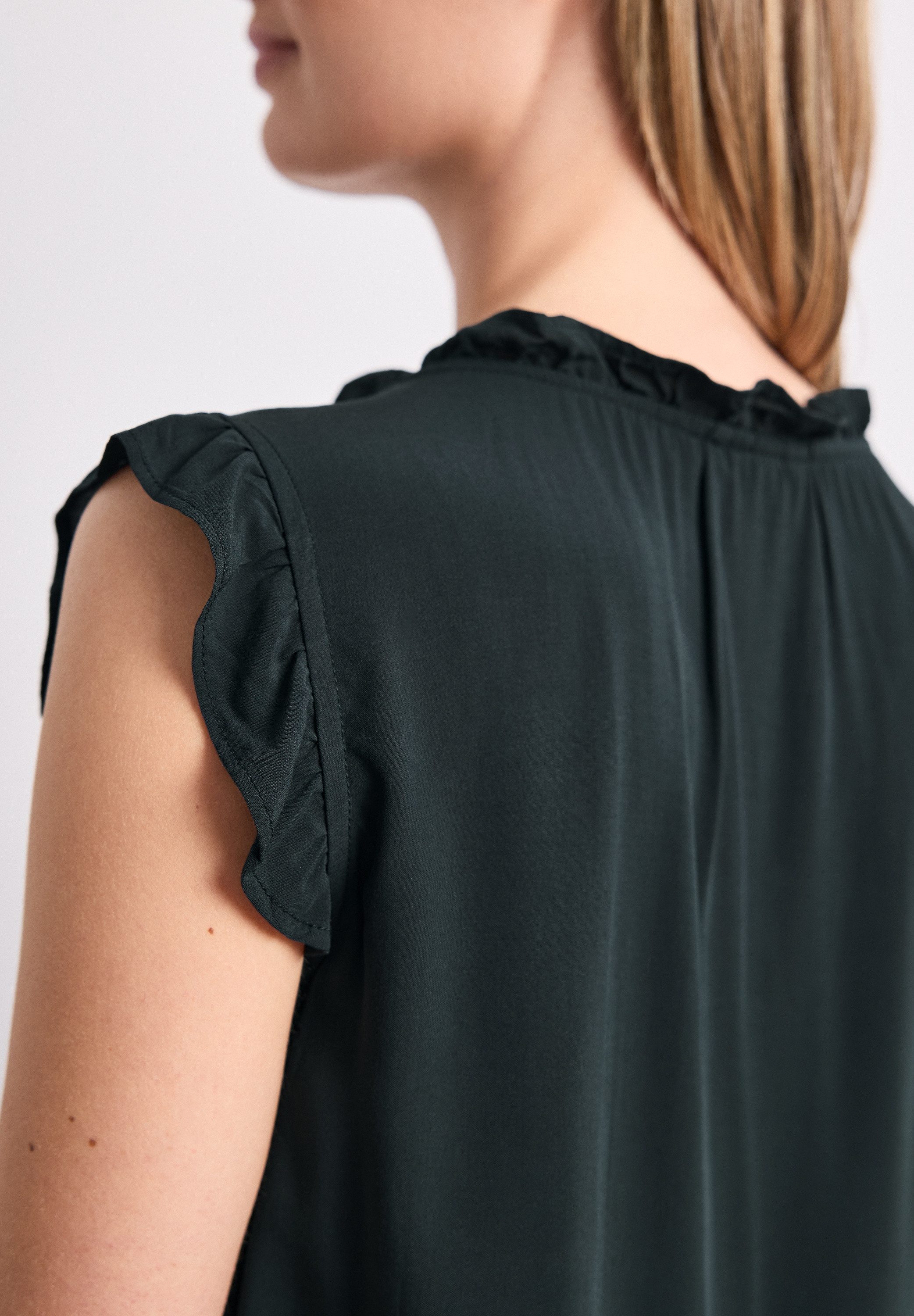 STREET ONE Shirtbluse Sommertop - Split Neck mit Rüschen und Bändern – Bild 3 von 5